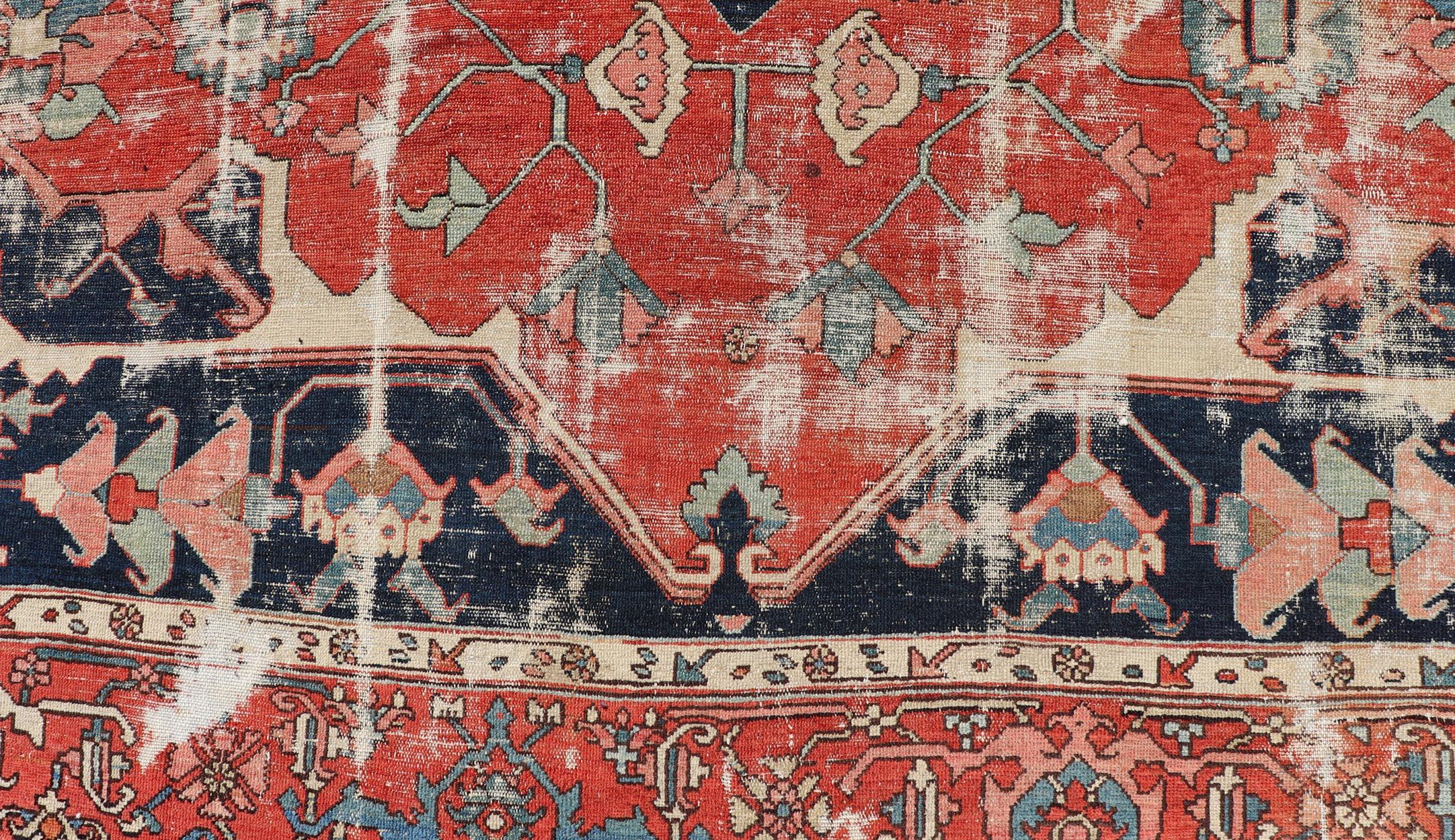 Tapis Serapi orné d'un médaillon central aux couleurs riches 10'5 x 13'1 en vente 7