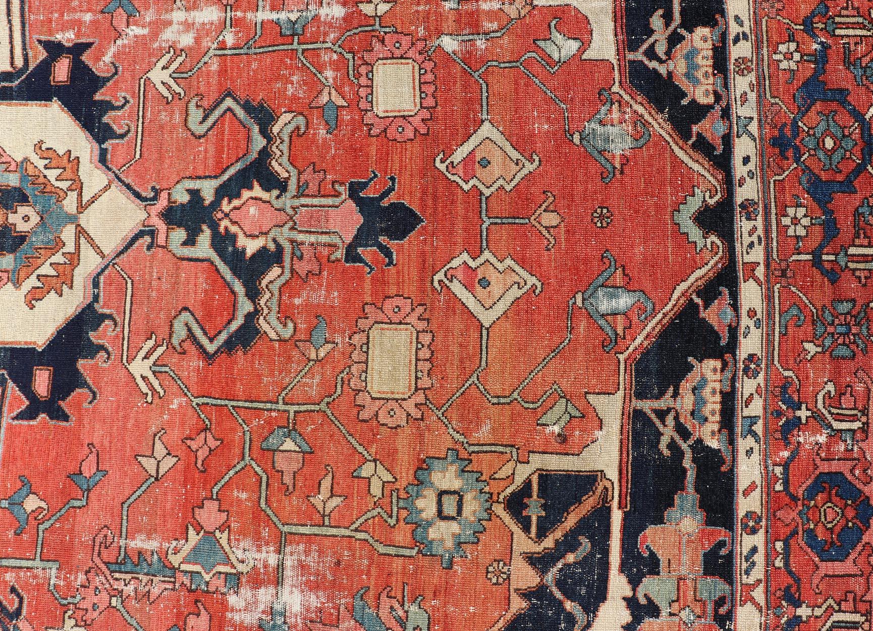 Perse Tapis Serapi orné d'un médaillon central aux couleurs riches 10'5 x 13'1 en vente