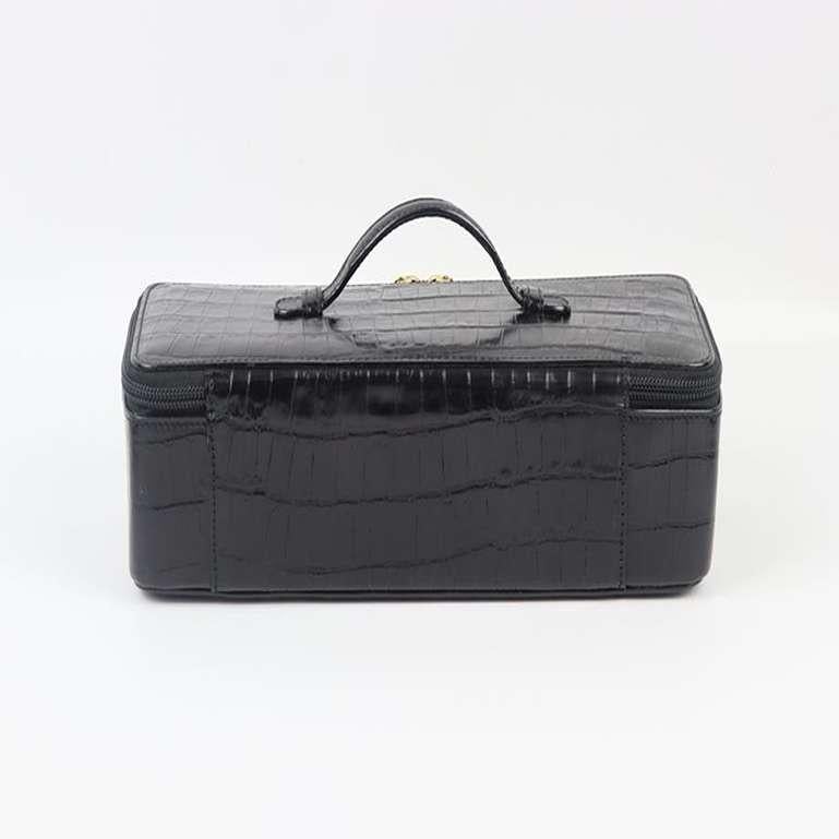 Serapian Croc Effect Leather Jewellery Case In Good Condition In London, GB