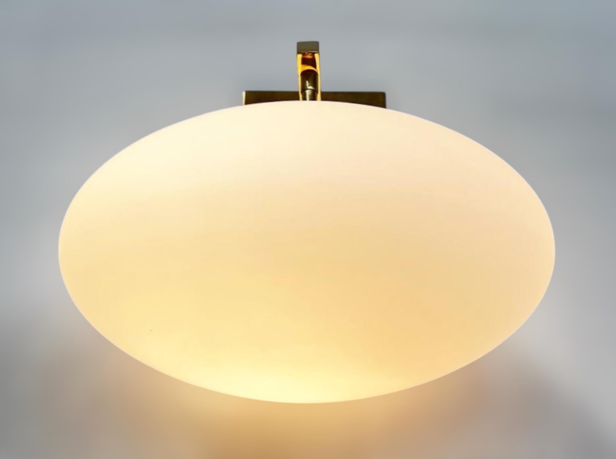Lámpara Serena by Fabio Ltd en Nuevo estado para la venta en Los Angeles, CA