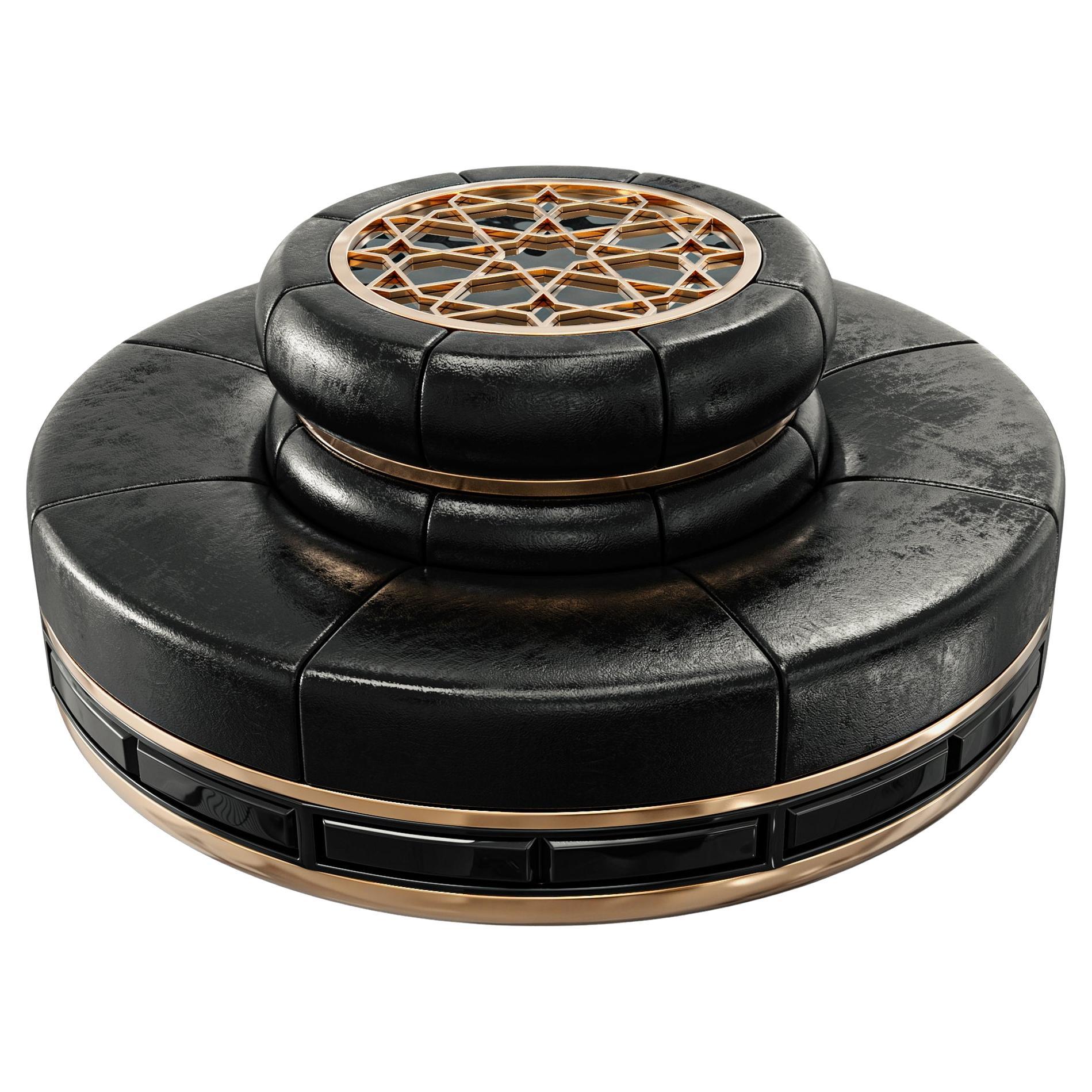 Banc "Serenata", avec bronze et acier inoxydable, cuir sur mesure, Istanbul en vente