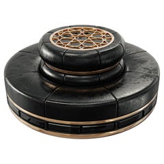 Panchina "Serenata", con bronzo e acciaio inossidabile, pelle su misura, Istanbul