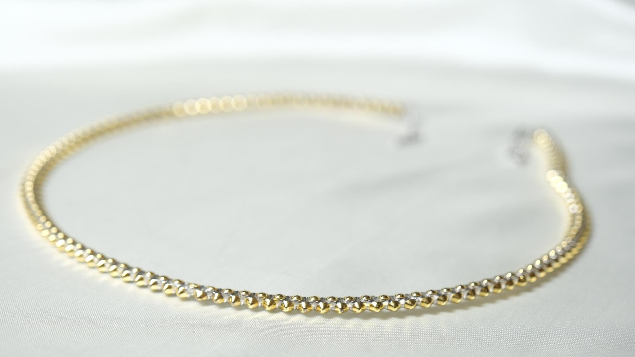 Serendipity-Halskette, 18 Karat Gelbgold/Weißgold im Zustand „Neu“ im Angebot in Leigh-On-Sea, GB