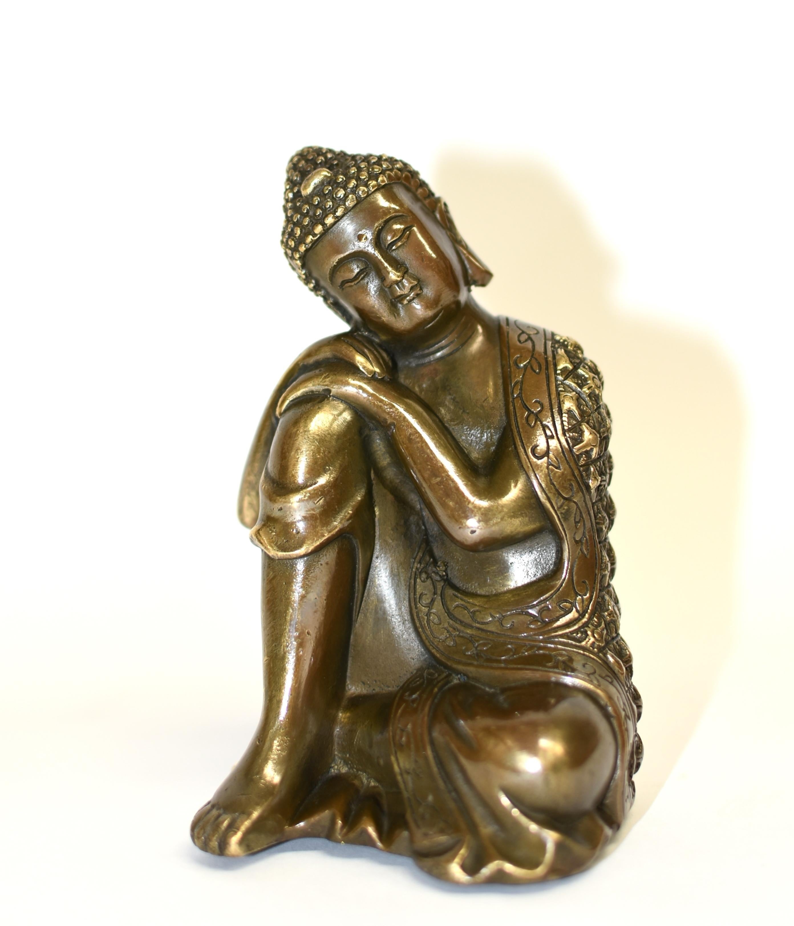 Chinese Serene Bronze Contemplative Buddha For Sale