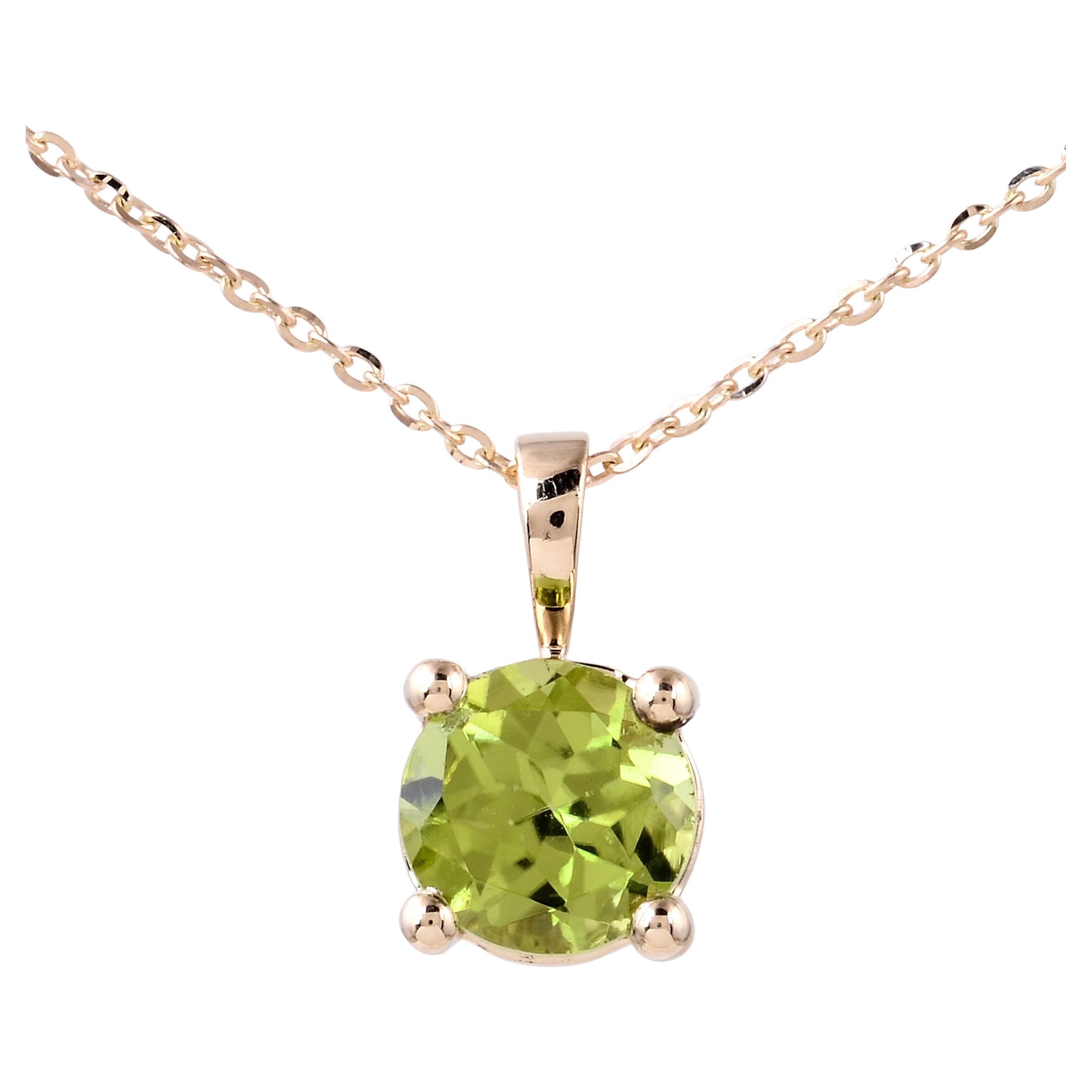 14K Peridot Pendant Necklace 1.34ct - Elegant Jewelry for Timeless Style For Sale