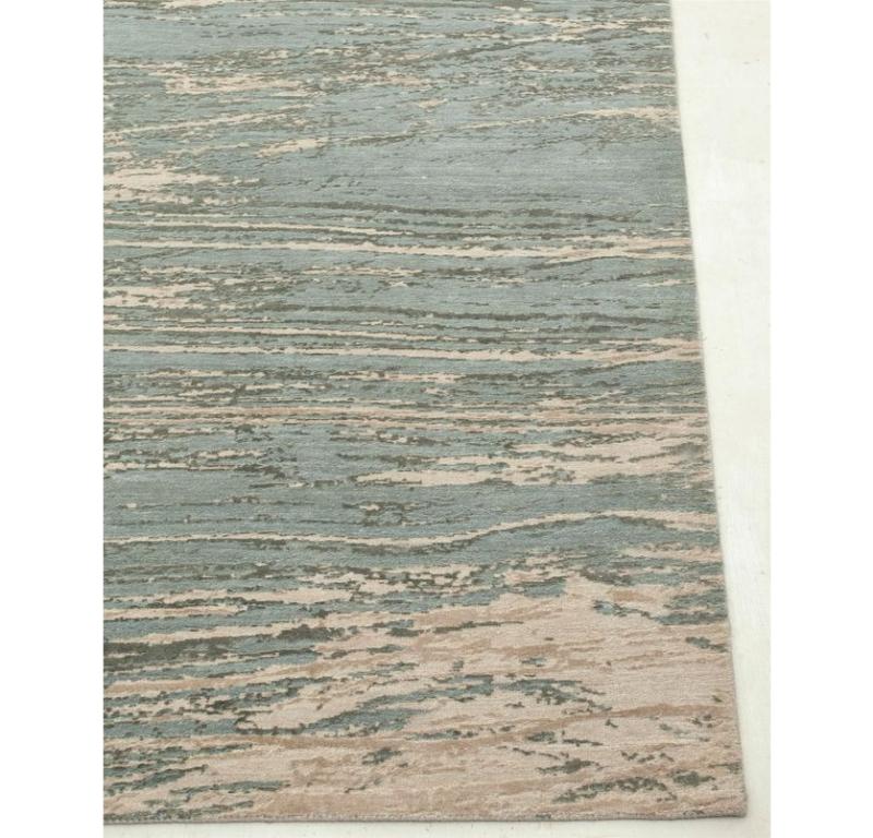 Modern Serene Imperfections Sky Blue & Antique White 240x300 cm Handknotted Rug For Sale