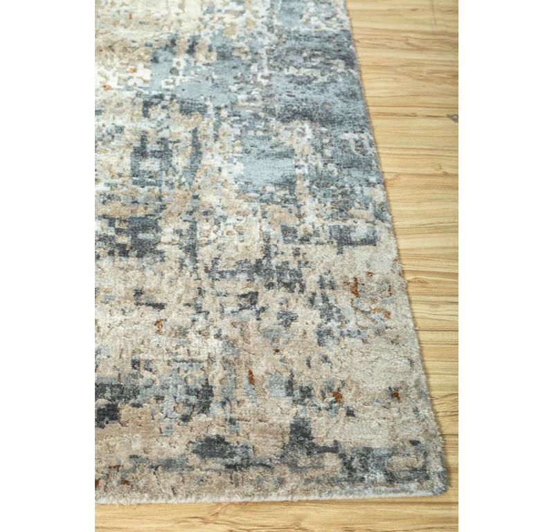 Modern Serene Interlude Ivory & Liquorice 168x240 Handknotted Rug For Sale