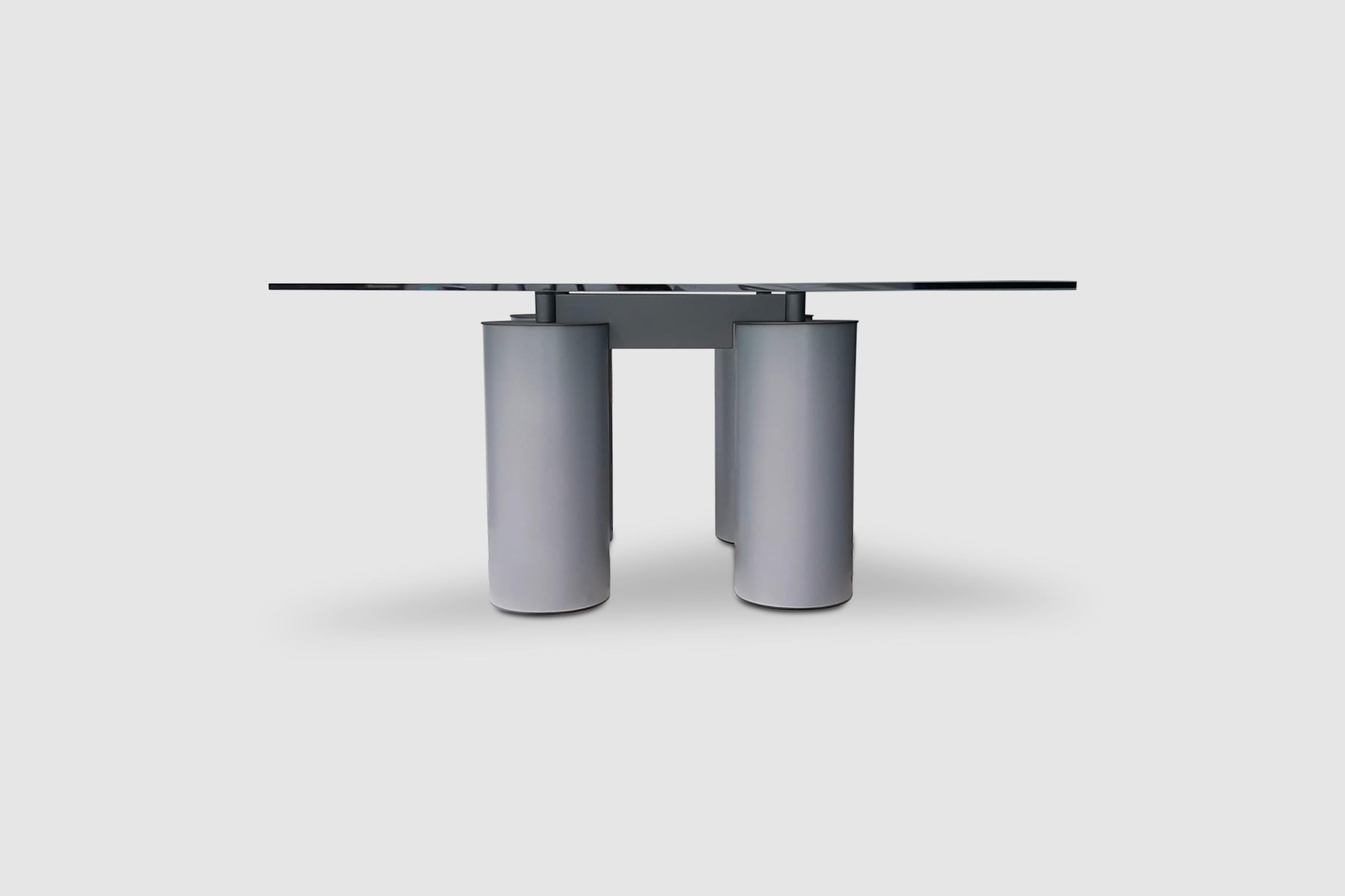 Italian Serenissimo dining table by Lella & Massimo Vignelli for Acerbis 1980s For Sale
