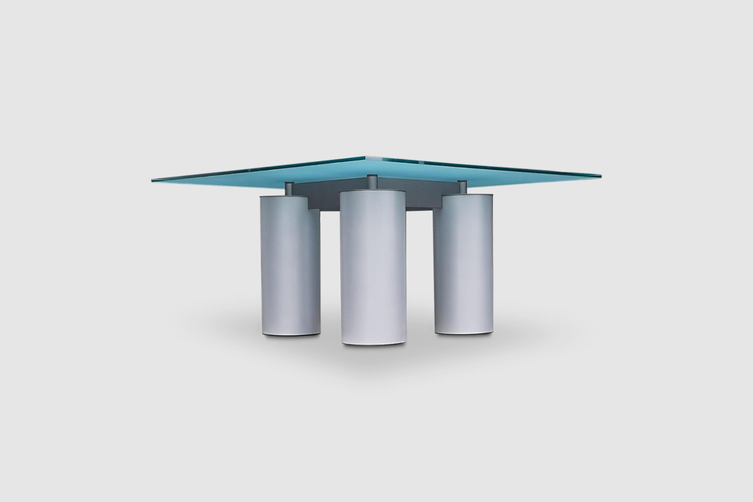 Serenissimo dining table by Lella & Massimo Vignelli for Acerbis 1980s In Excellent Condition For Sale In Stavenisse, NL