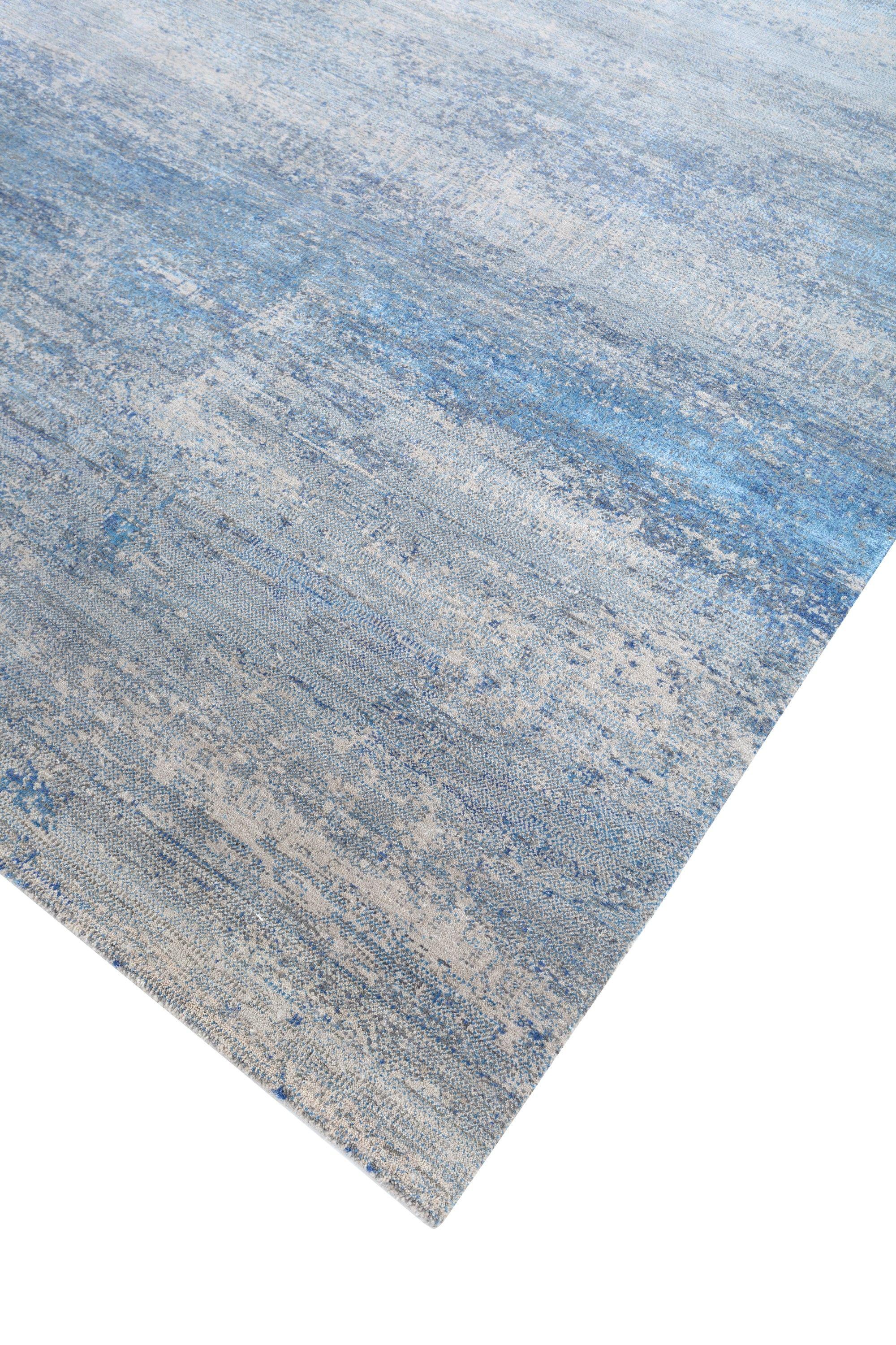 Modern Serenity Leap Classic Gray & Bermuda Blue 300X420 Cm Handknotted Rug For Sale