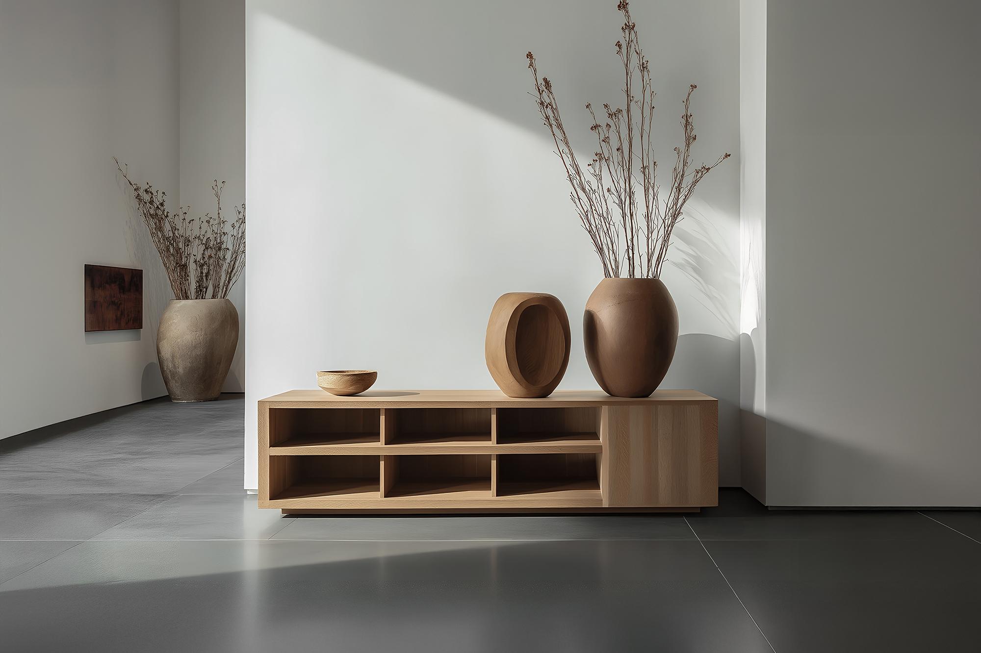 Sereno No24 Credenza aus Massivholz, Moderne Inneneinrichtung von NONO-

Sereno Collection'S
Entwurf von Joel Escalona für NONO

Wenn Zweckmäßigkeit zur Kunst wird, ist das Ergebnis die Collection'S von Joel Escalona für NONO. Diese Collection'S
