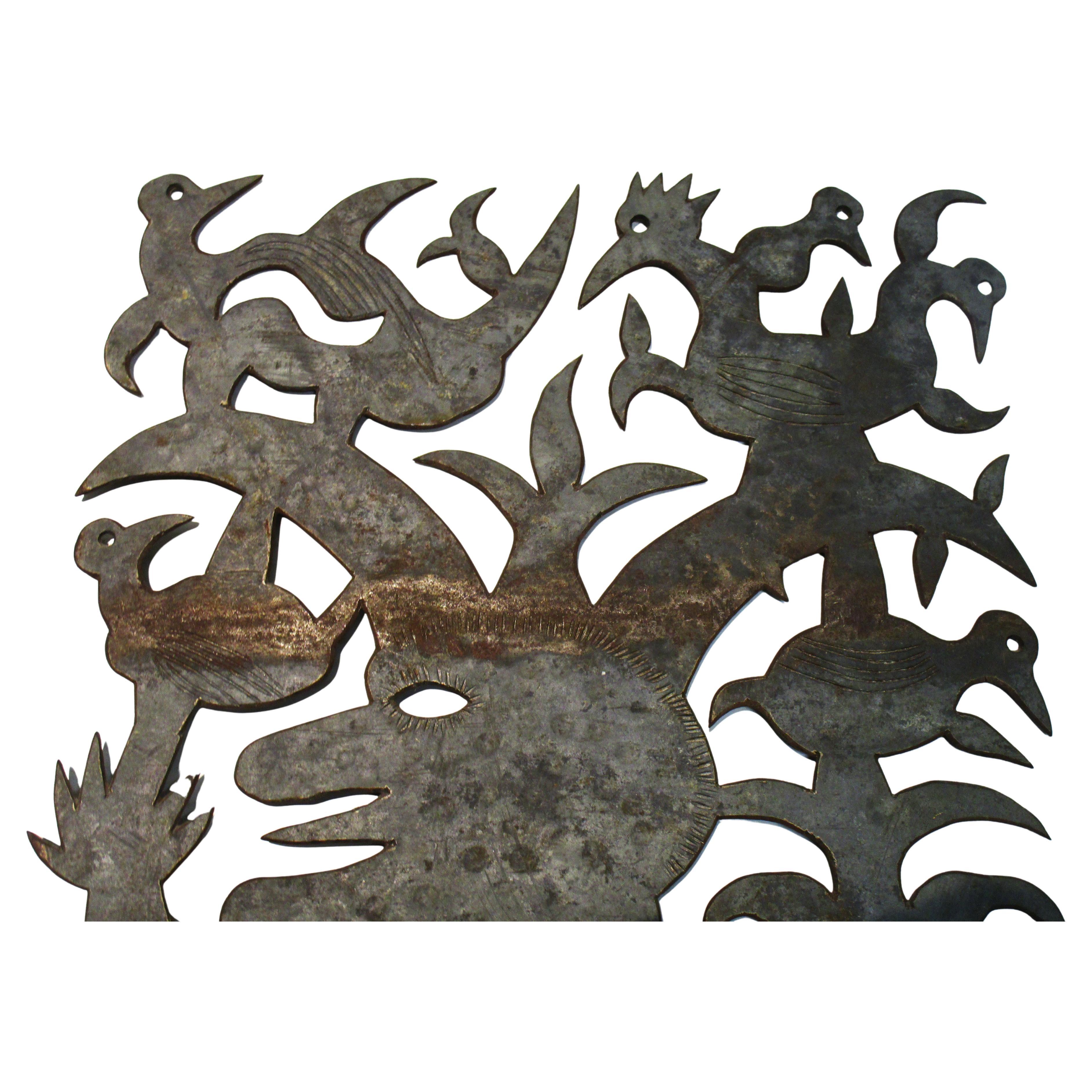 Seresier Louis-Juste Escultura haitiana de acero tallado Espíritu Dios y Pájaros en Bueno estado para la venta en Rochester, NY