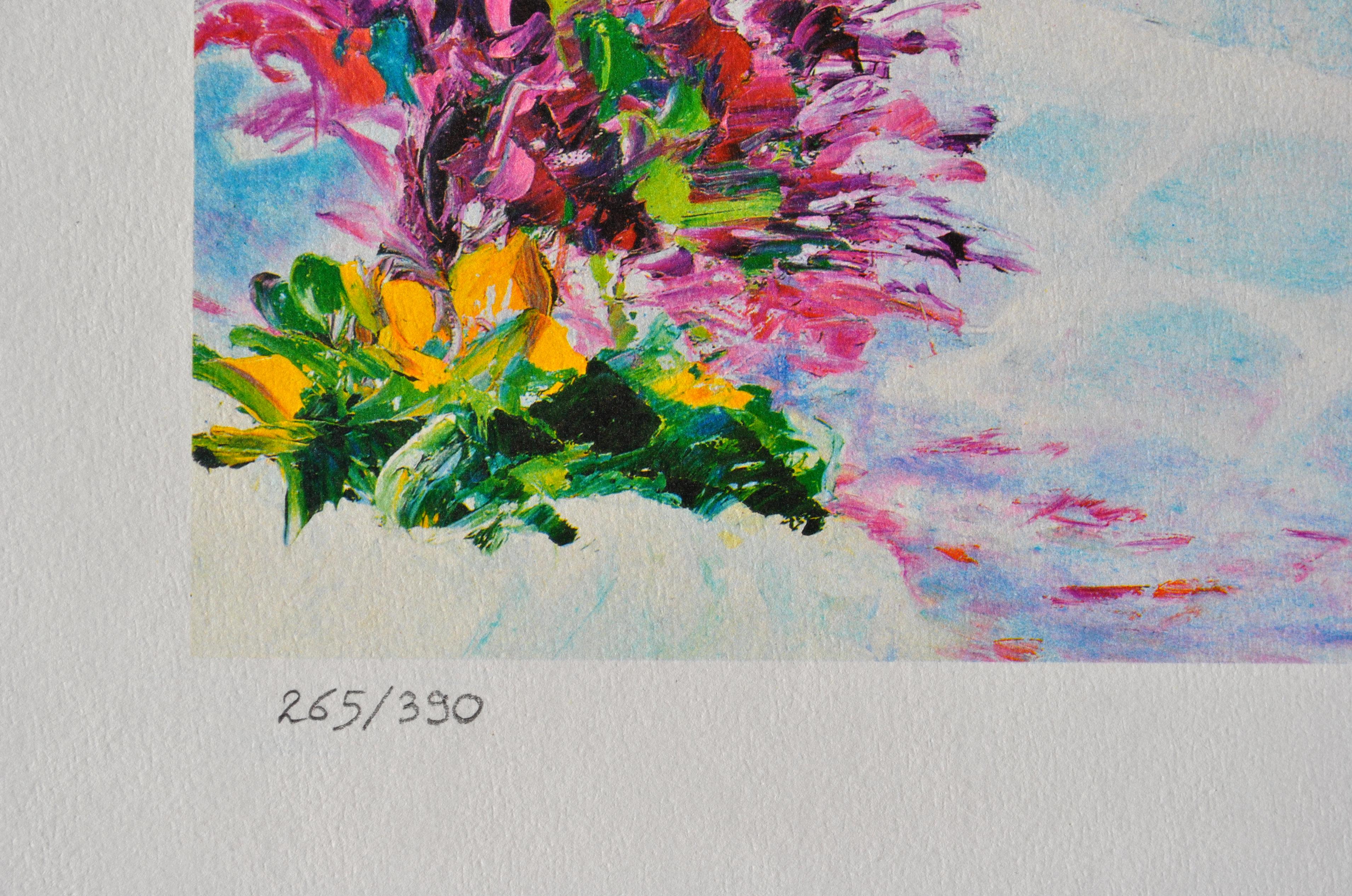 Riviera : Bateau fleuri à Santorin - Lithographie originale, SIGNÉE DE LA MAIN & Ltd /390 - Gris Landscape Print par Serge FENECH