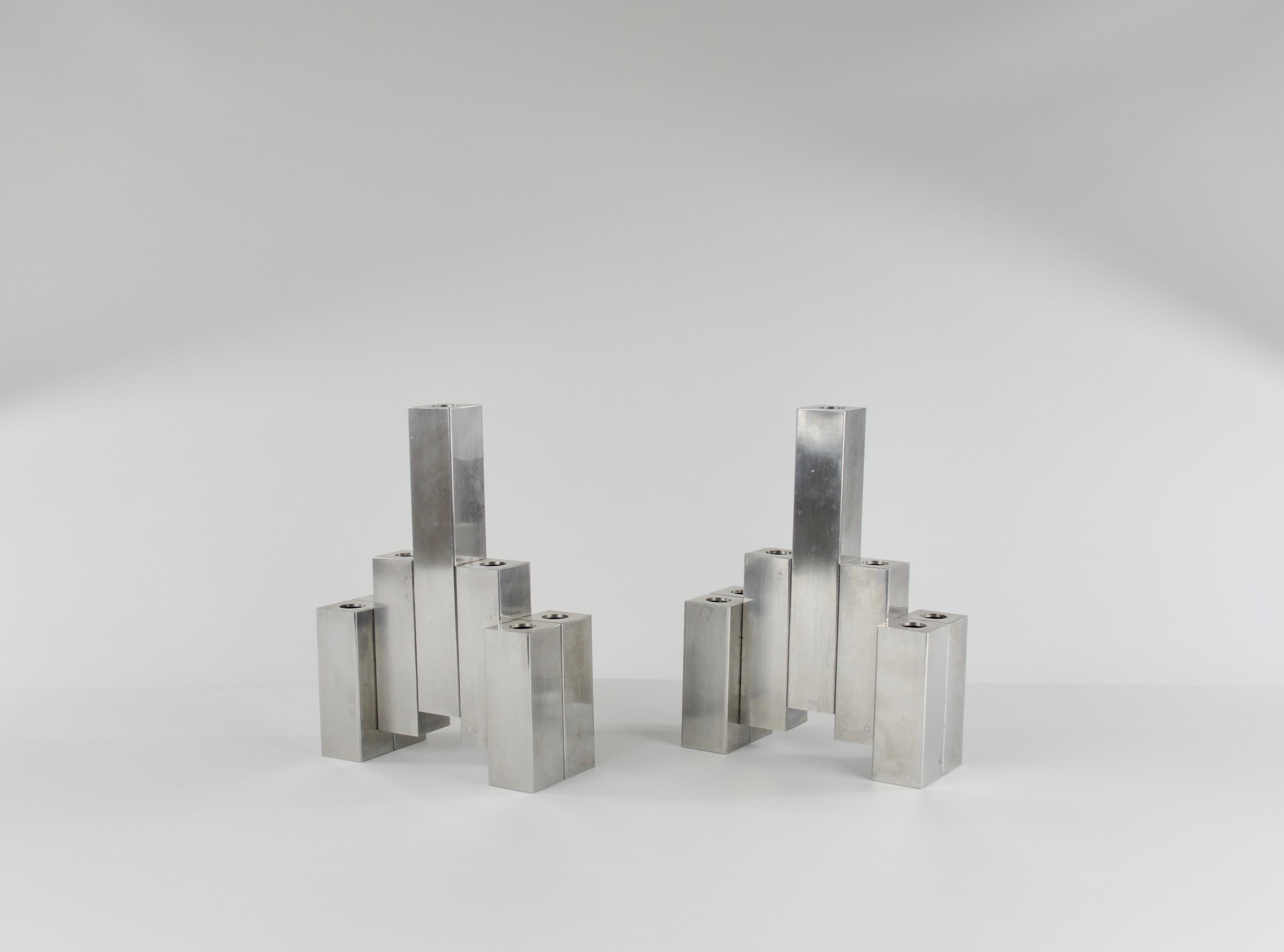 Serge Mansau, Conjunto de dos candelabros graduales / jarrones Soliflor, Francia Años 80 Moderno en venta