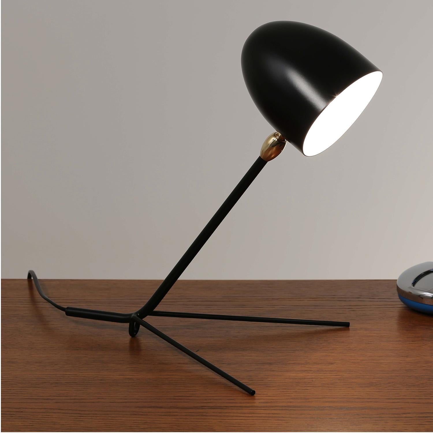 Serge Mouille - Schwarze oder weiße Cocotte-Schreibtischlampe (Aluminium) im Angebot