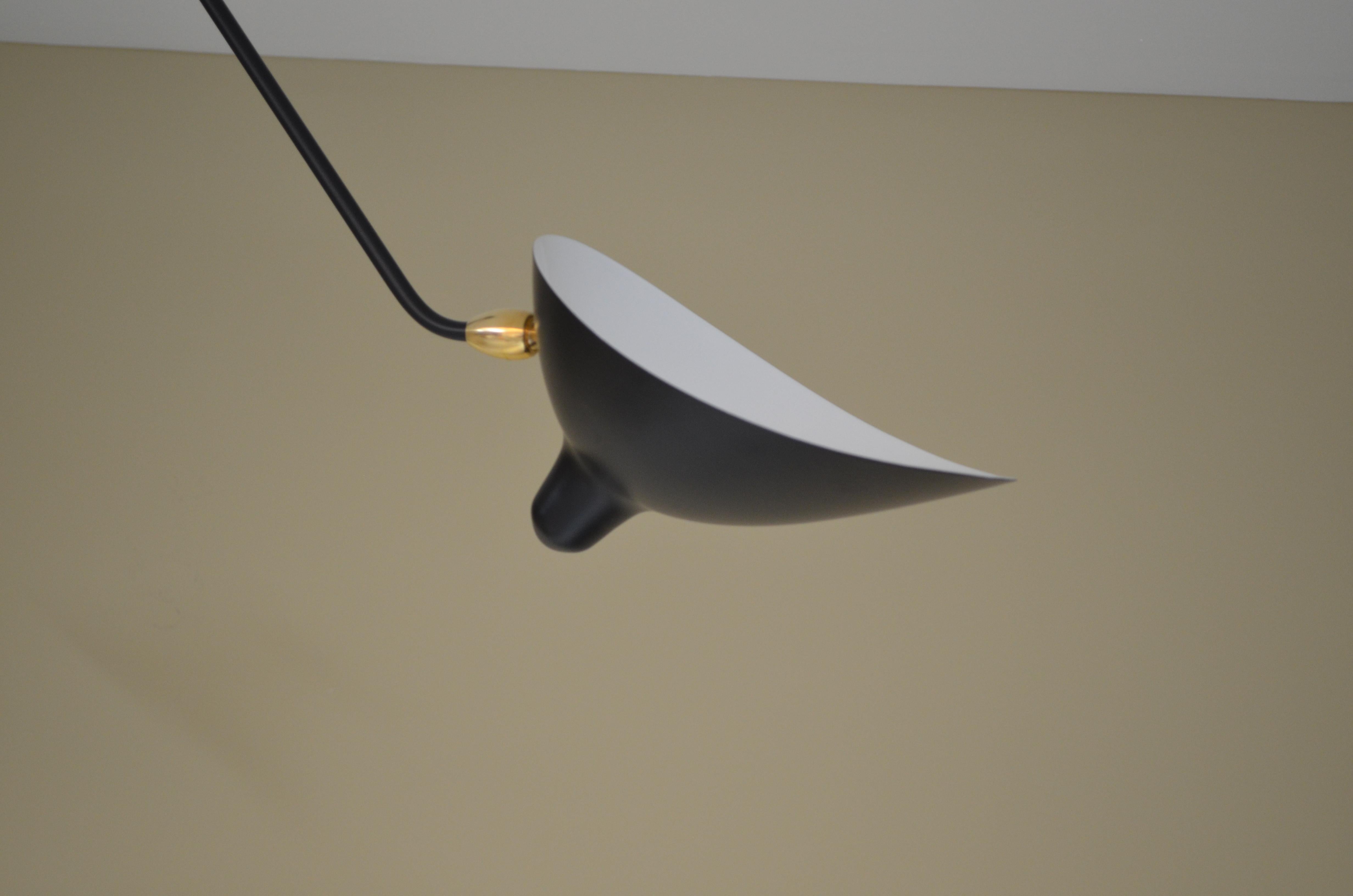 Serge Mouille - Lampada da soffitto a ragno bianca o nera con 3 bracci in vendita 1
