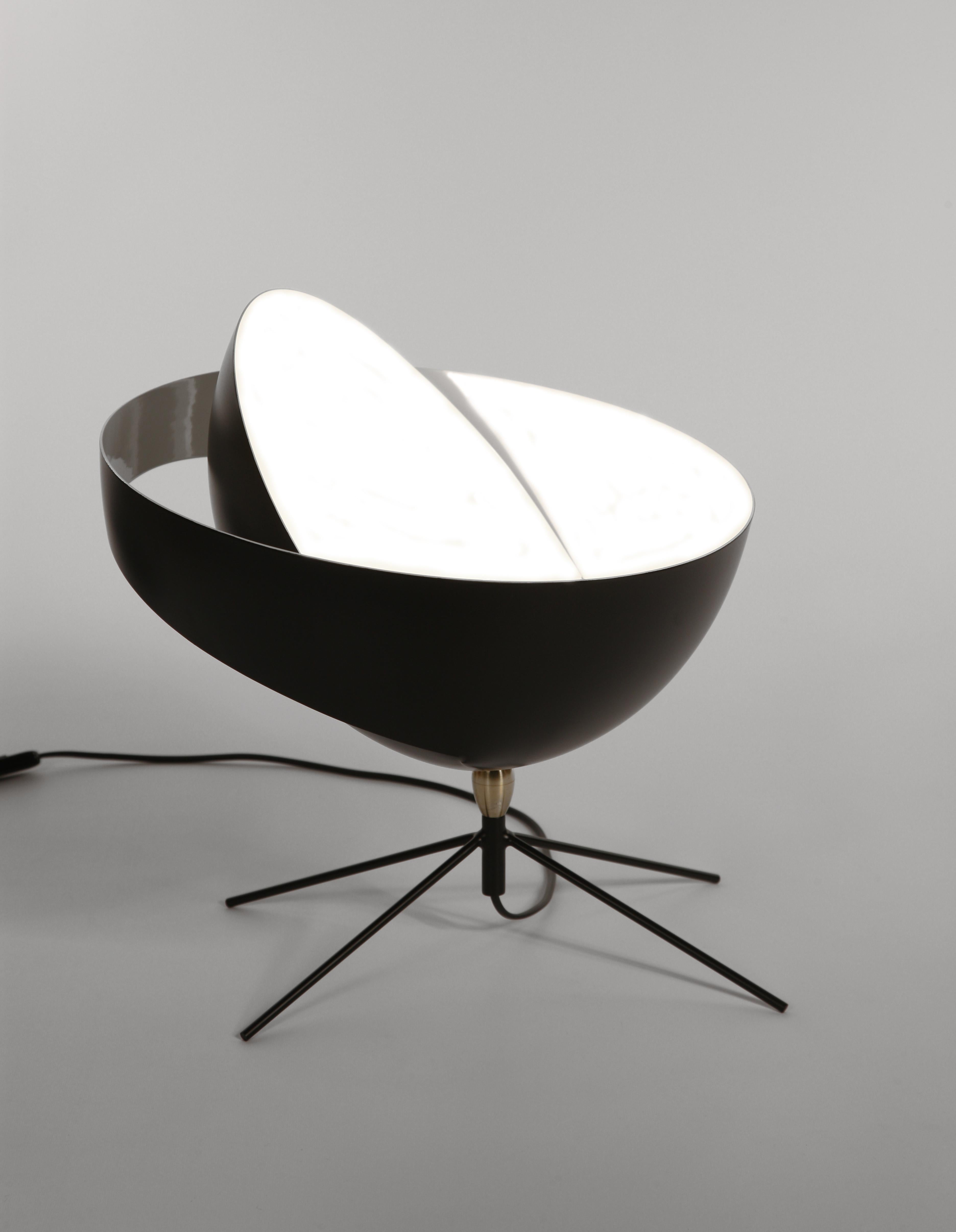Mid-Century Modern Lampe de table Saturne noire Serge Mouille, réédition en vente