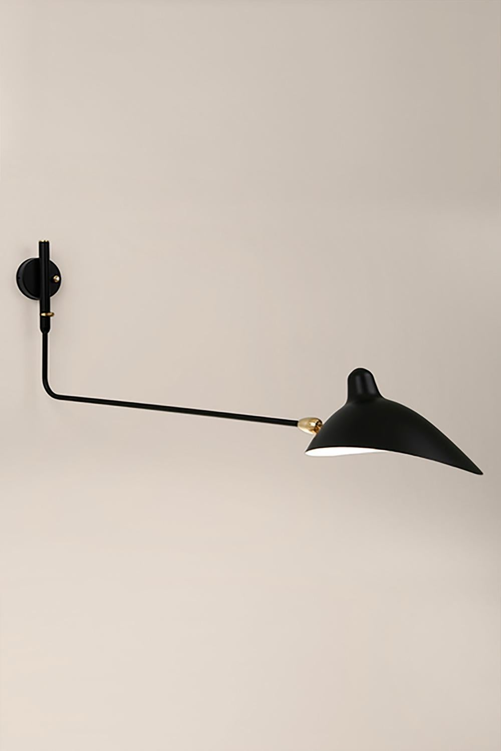 French Serge Mouille Brass and Aluminum Mid-Century Modern One Straight Arm Wall Lamp For Sale