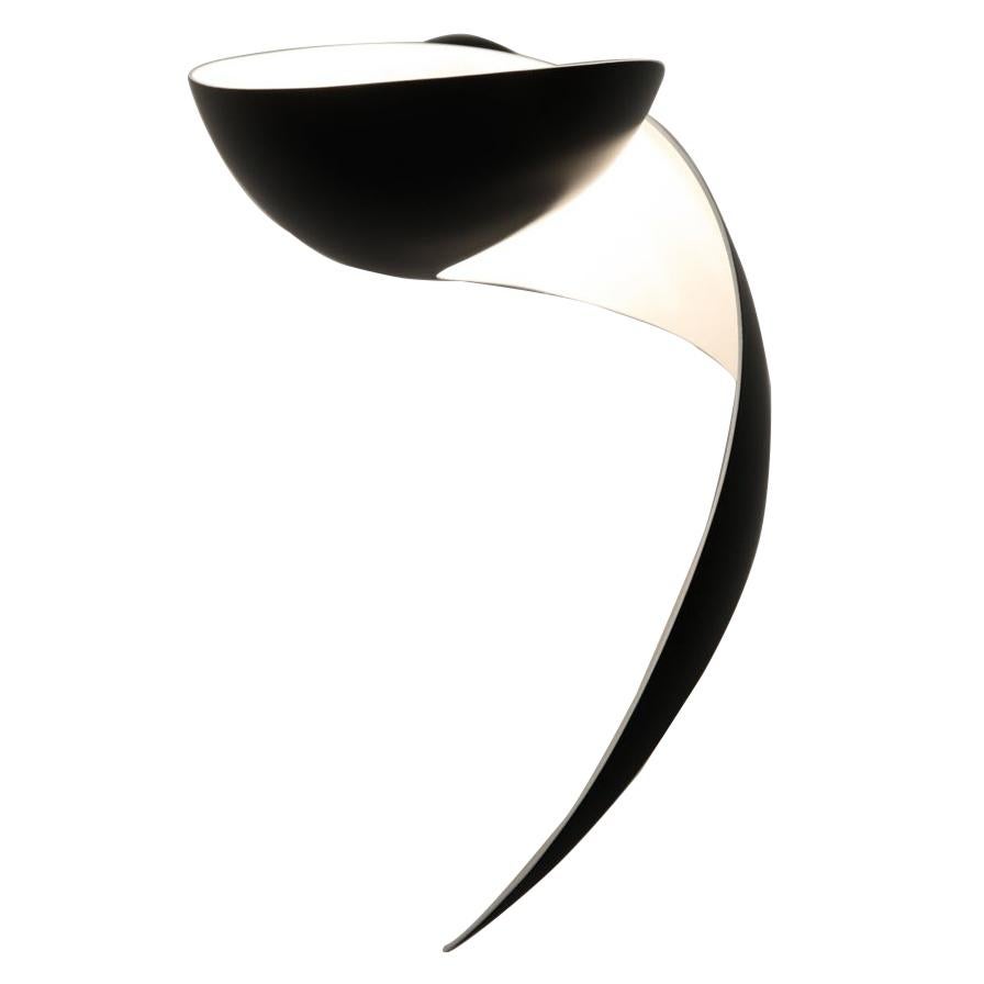 Serge Mouille Brass and Black Aluminium Mid-Century Modern Flame Wall Lamp For Sale