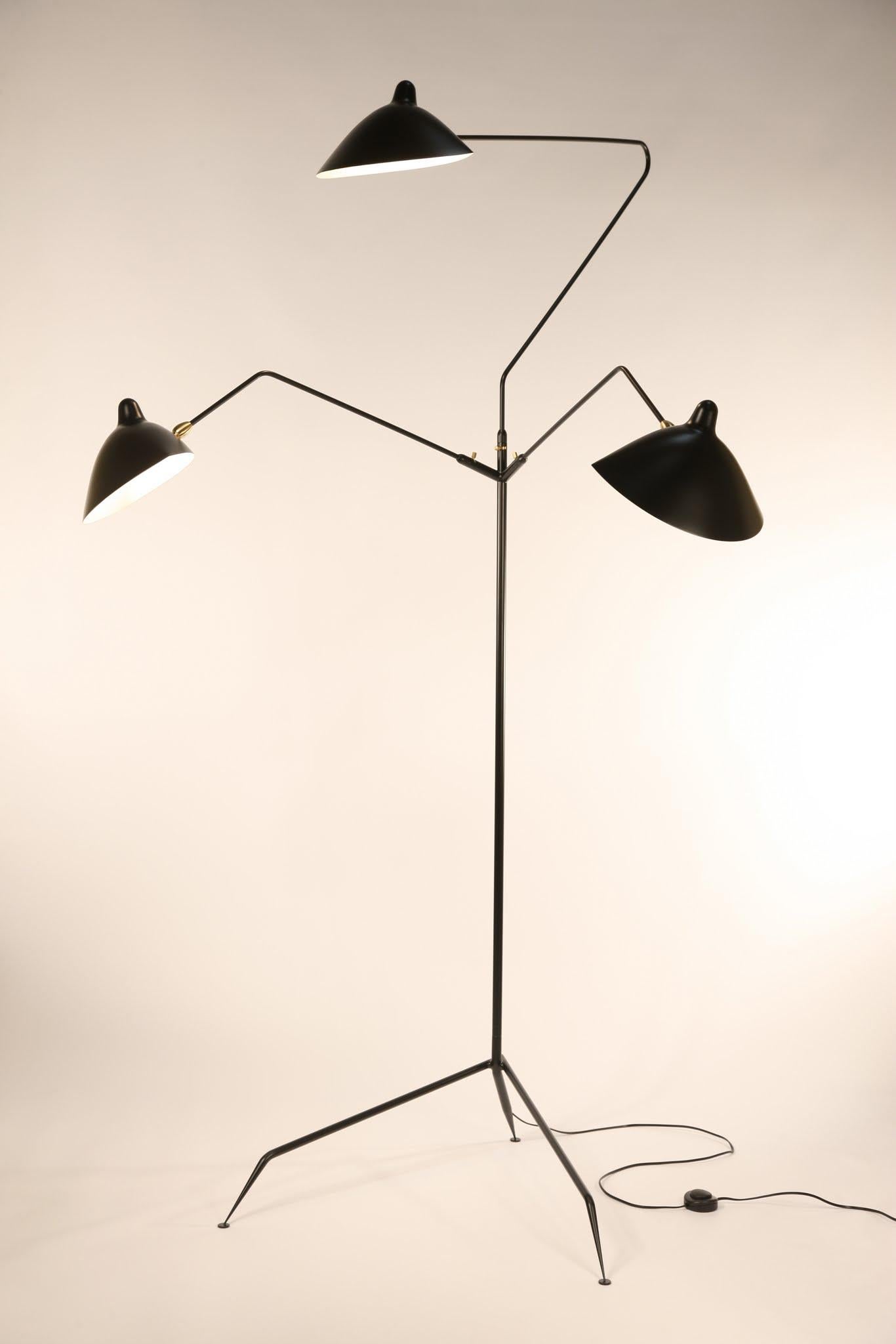 French Serge Mouille Brass and Black Aluminum Mid-Century Modern Floor Lamp Three-Arms For Sale