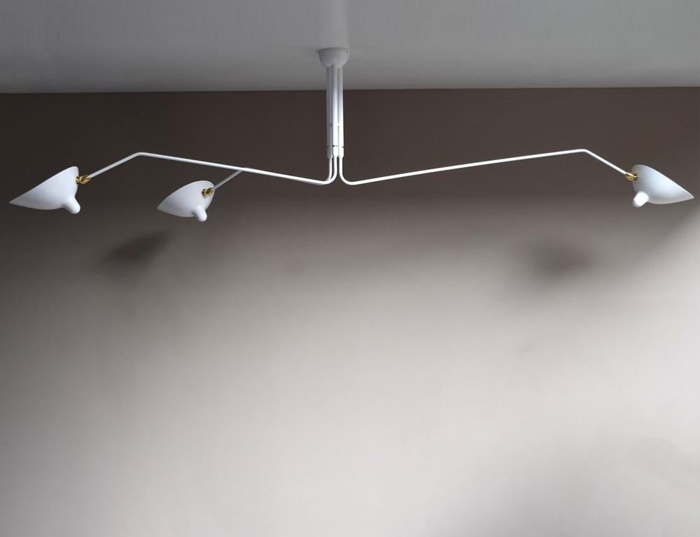 Mid-Century Modern Serge Mouille - Ceiling Lamp with 3 Rotating Arms in White For Sale