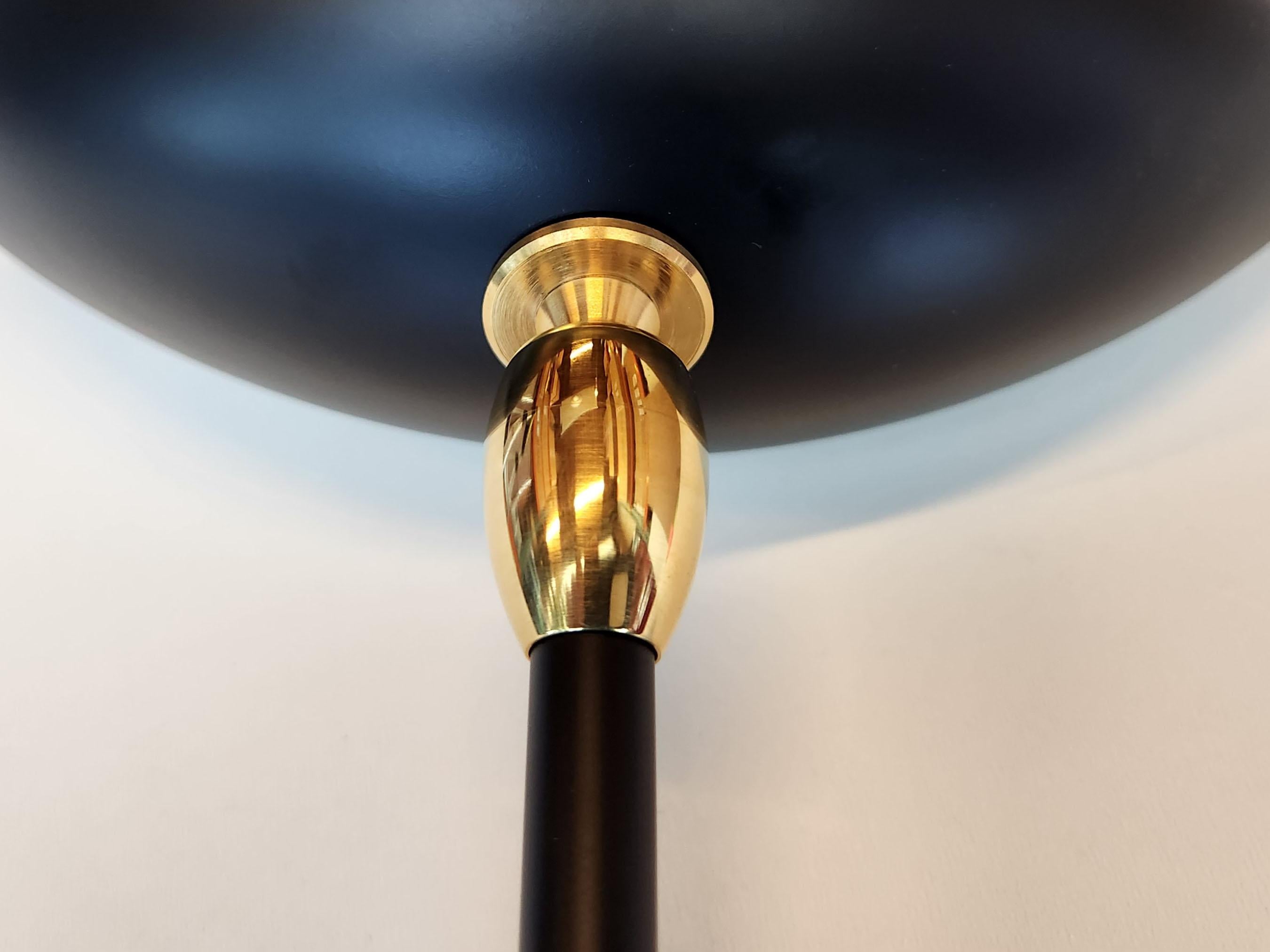 Serge Mouille - Eye Sconce in Black - IN STOCK! In New Condition For Sale In Stratford, CT