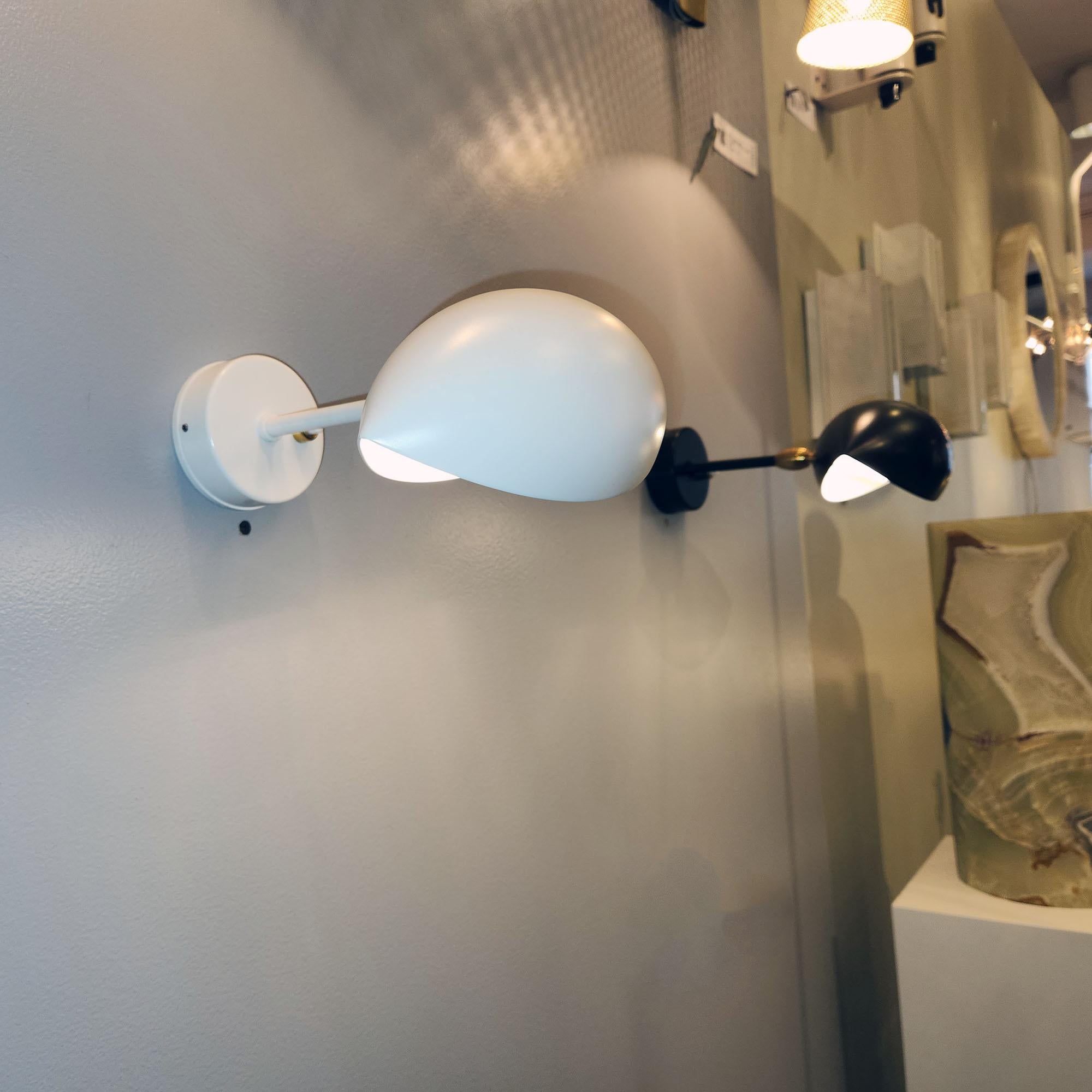 Serge Mouille - White Eye Sconce Wired for US Market - IN STOCK! (Metall) im Angebot