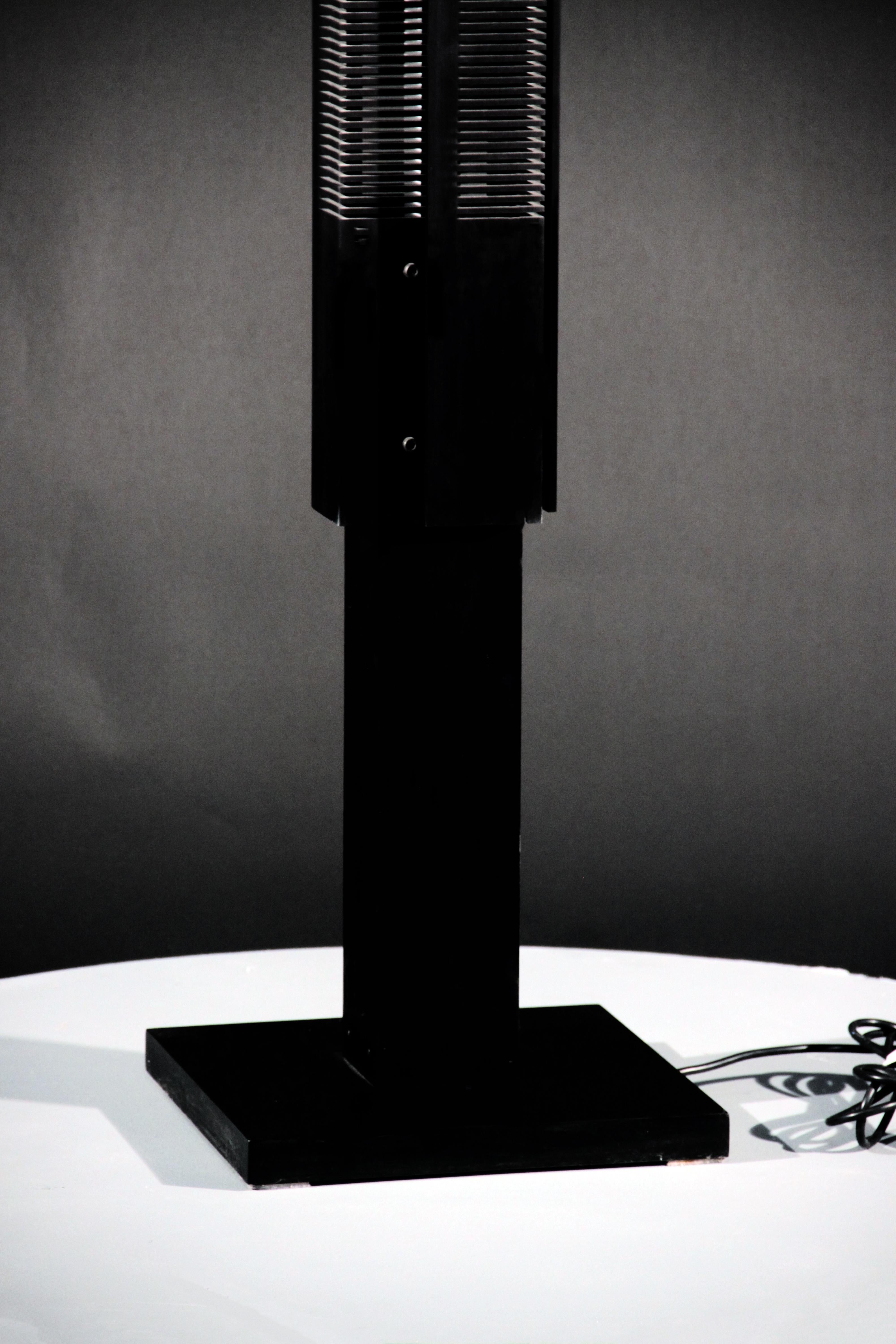 Serge Mouille - Extra Large Signal Floor Lamp in Black In New Condition For Sale In Stratford, CT