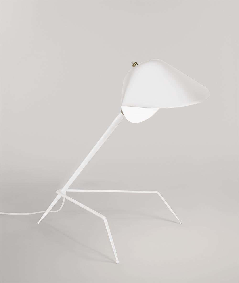 Aluminum Serge Mouille 'Lampe Tripode' Table Lamp in White For Sale