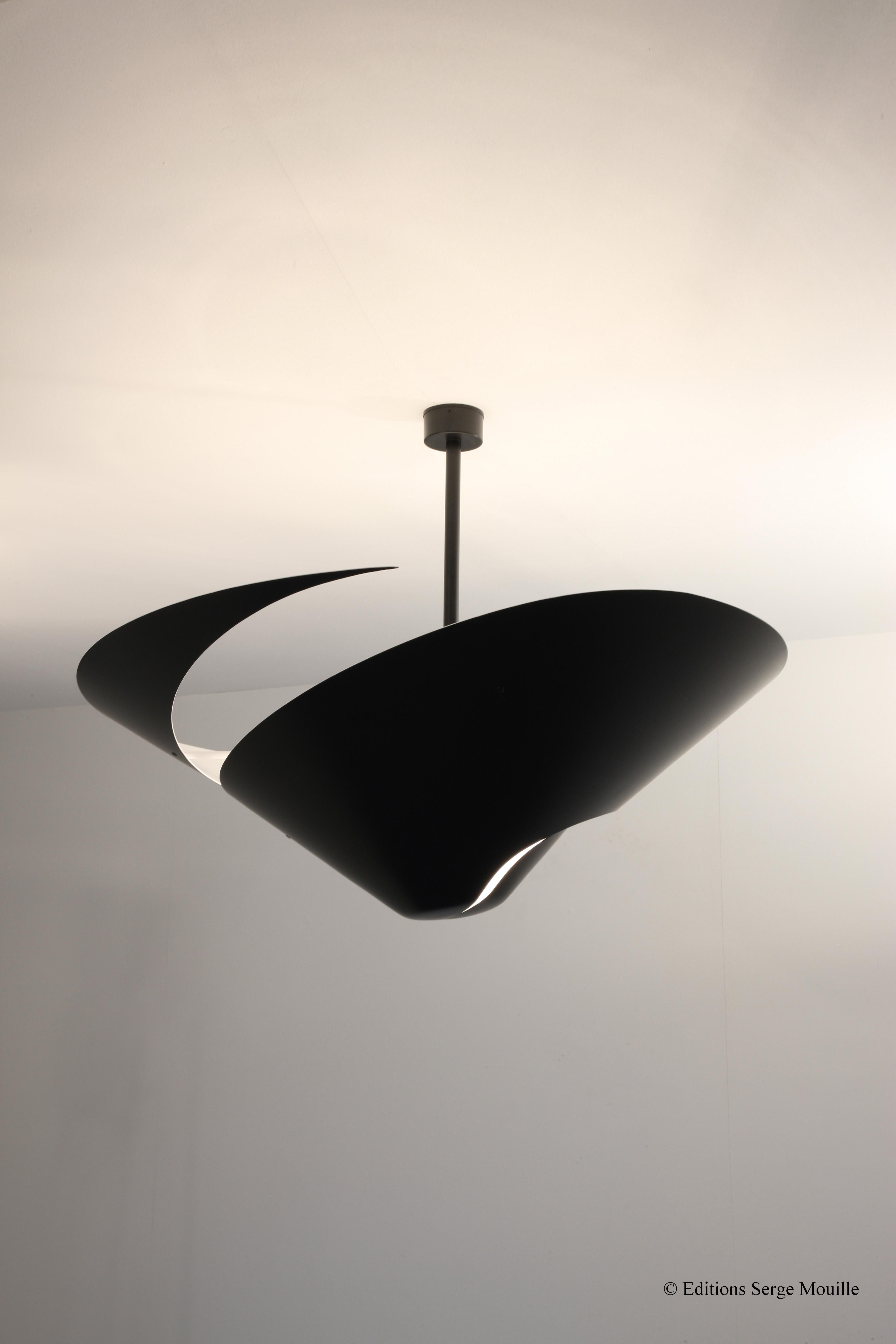 Lampada a soffitto a sospensione Serge Mouille Medium Snail Escargot In condizioni ottime in vendita a London, GB