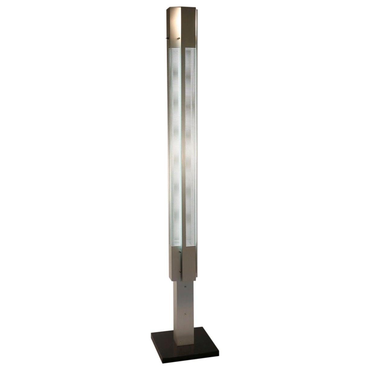 Serge Mouille Moderne Signal-Säulen-Stehlampe aus Aluminium, Mitte des Jahrhunderts im Angebot