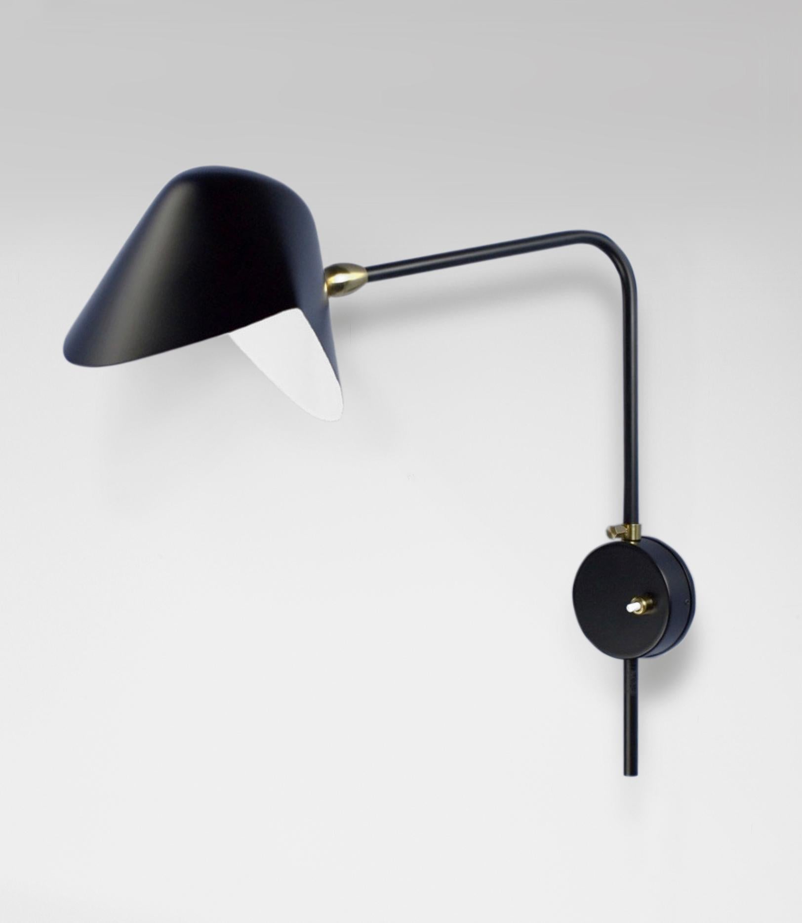 Wall Sconce lamp model 'Anthony Wall Lamp Whit Round Fixation Box' designed by Serge Mouille in 1953.

Manufactured by Editions Serge Mouille in France. The production of lamps, wall lights and floor lamps are manufactured using craftsman’s