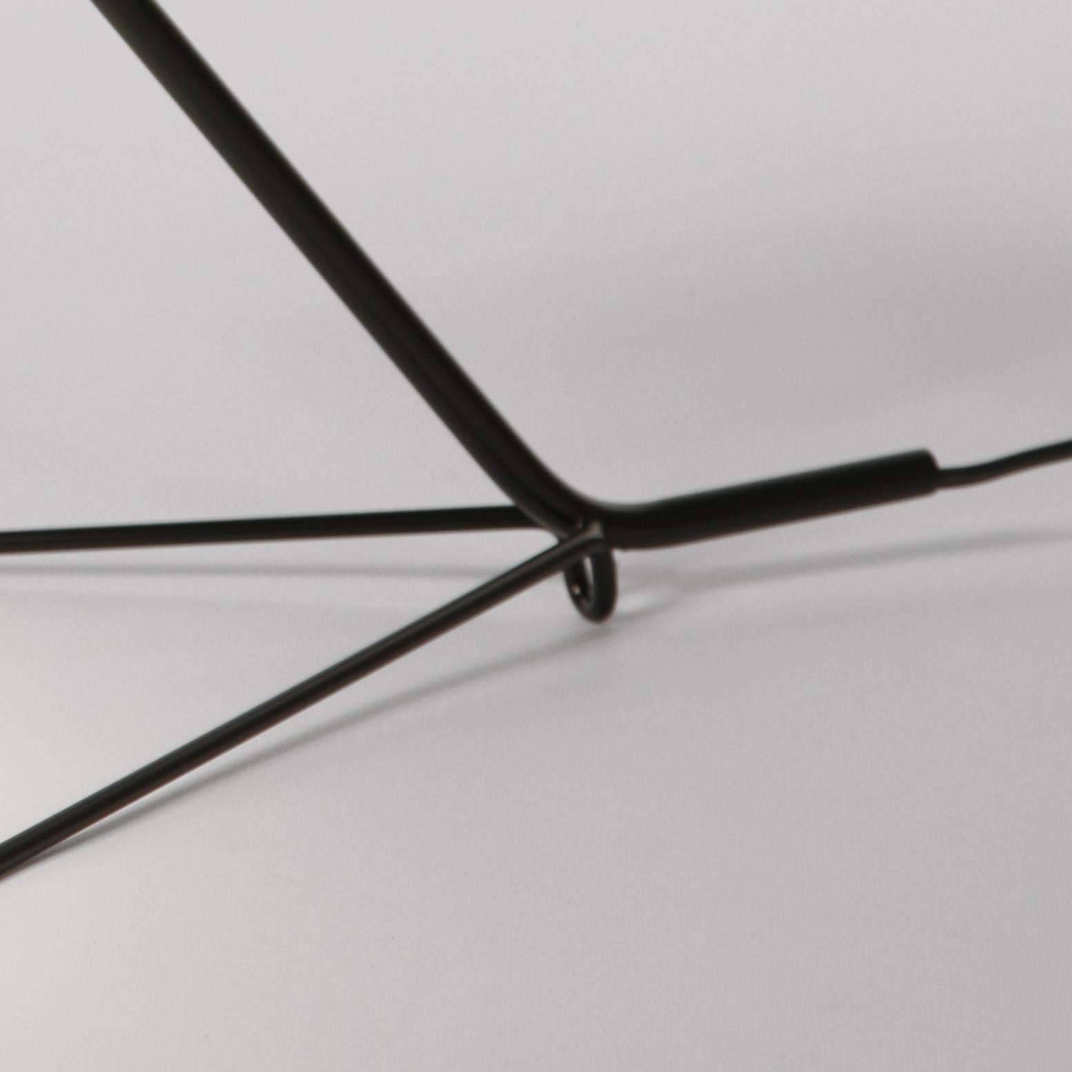 Serge Mouille Lampe de table Cocotte noire The Modernity en vente 1