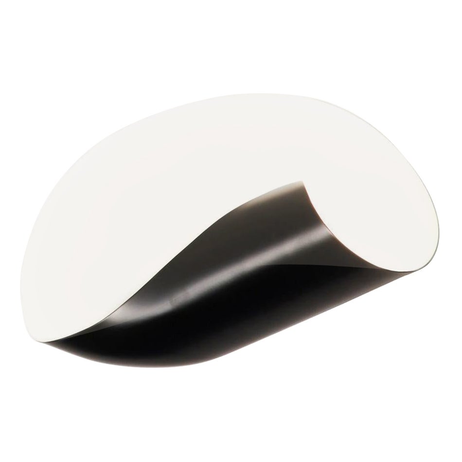 Lampada da parete a conchiglia nera di Serge Mouille, stile metà secolo moderno in vendita