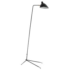 Lampe à un bras Serge Mouille noire moderne du milieu du siècle dernier 