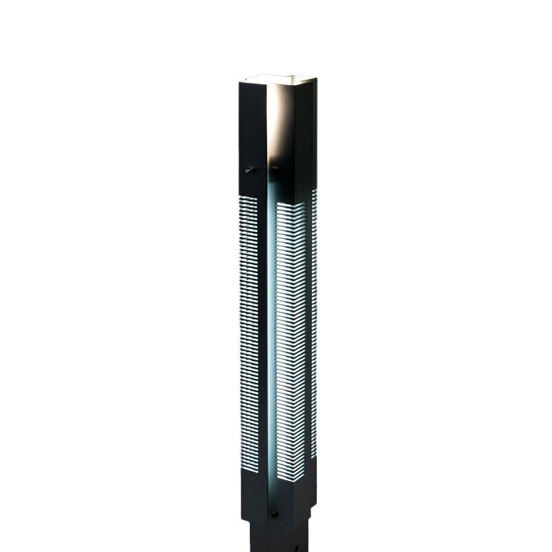 Serge Mouille Ensemble de lampadaires à colonne de signal noirs, modernes du milieu du siècle dernier en vente 2