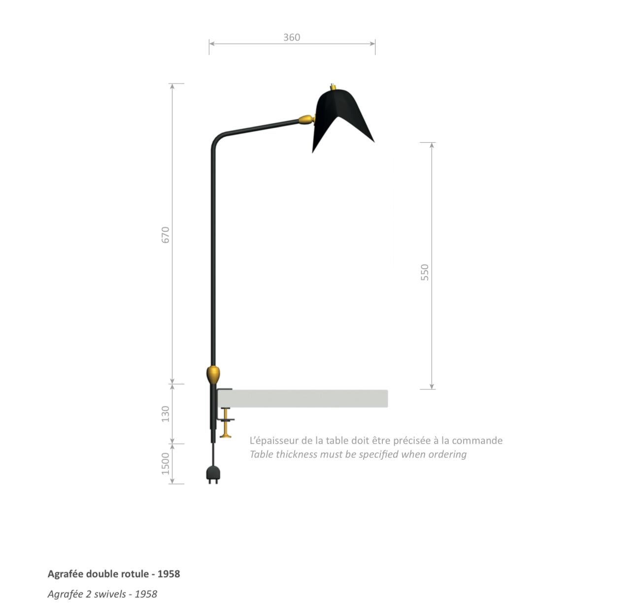 Serge Mouille Mid-Century Modern Schwarz Zwei schwenkbare Agrafée Tischlampe (21. Jahrhundert und zeitgenössisch) im Angebot