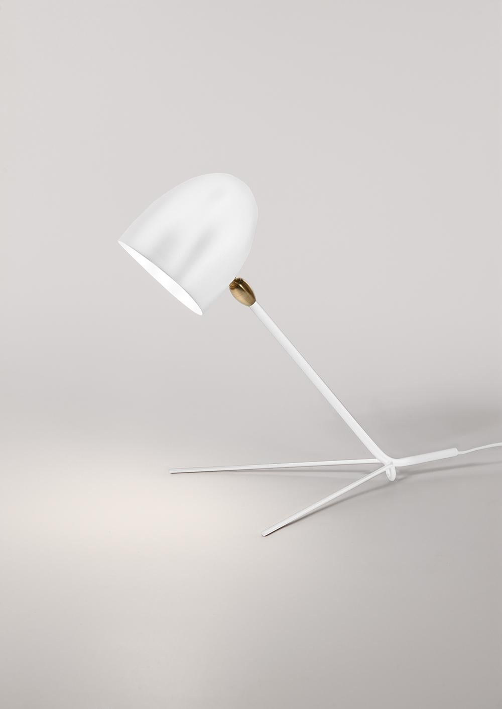 Lámpara de mesa modelo 
