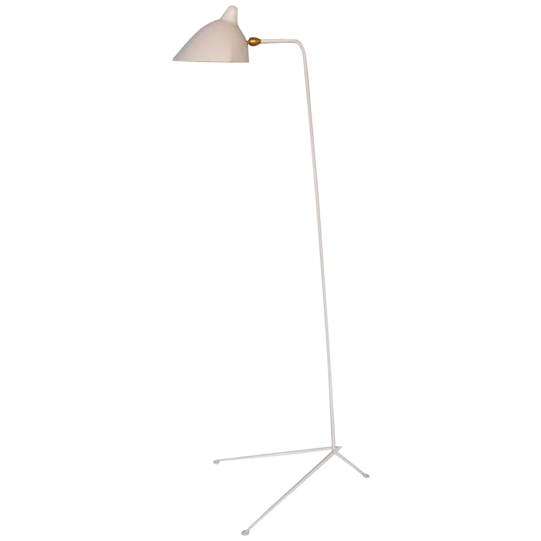 Lampe à un bras Serge Mouille blanche de style moderne du milieu du siècle dernier