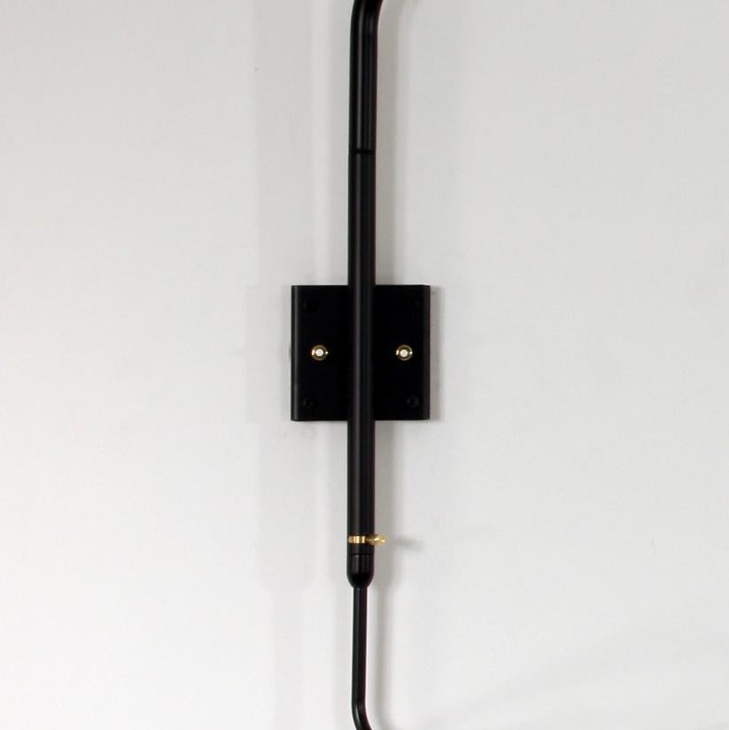 Lampe murale moderne noire à deux bras droits rotatifs Serge Mouille 3