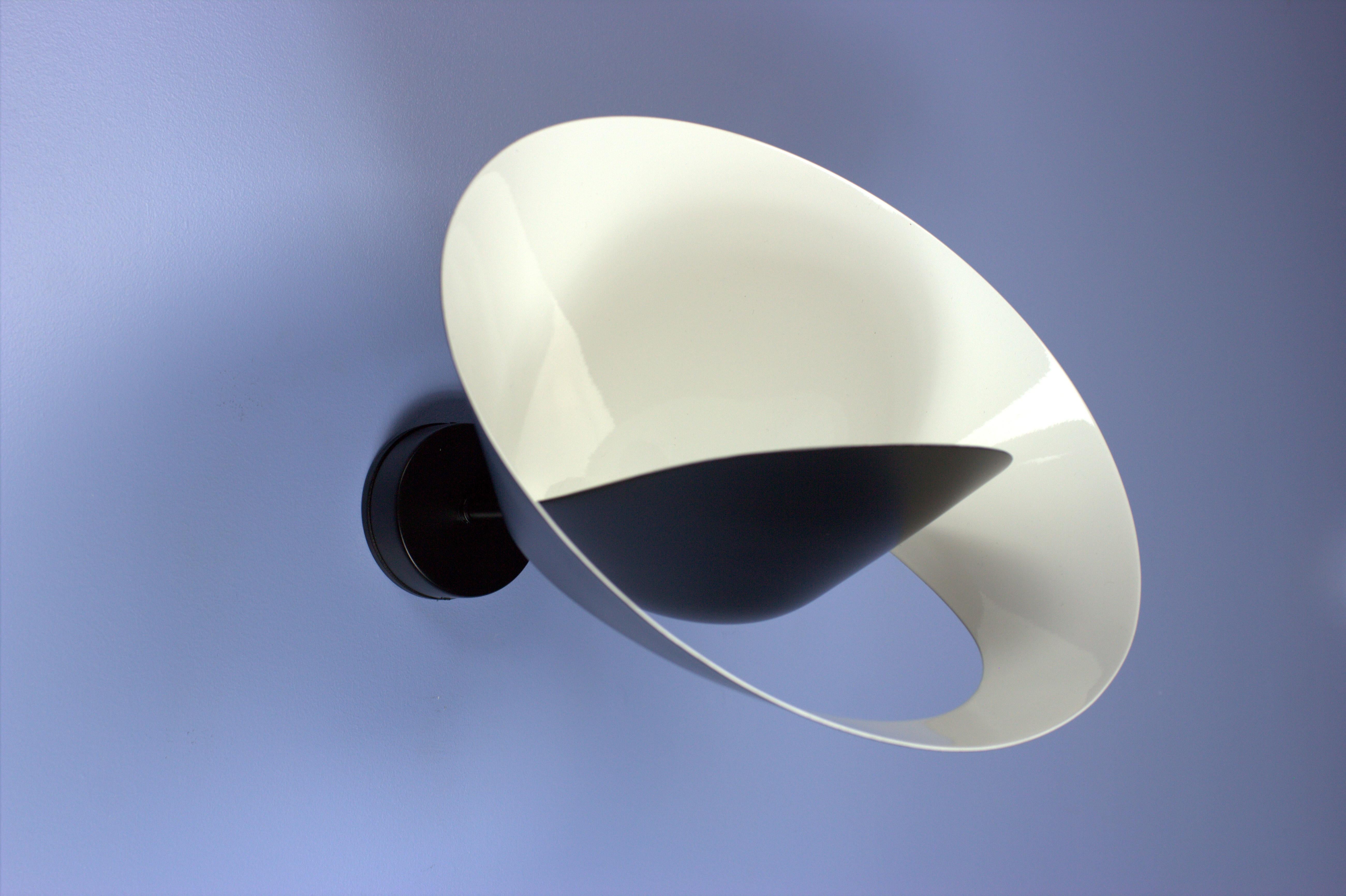 Serge Mouille – Saturn-Wandleuchter in Weiß (Gemalt) im Angebot