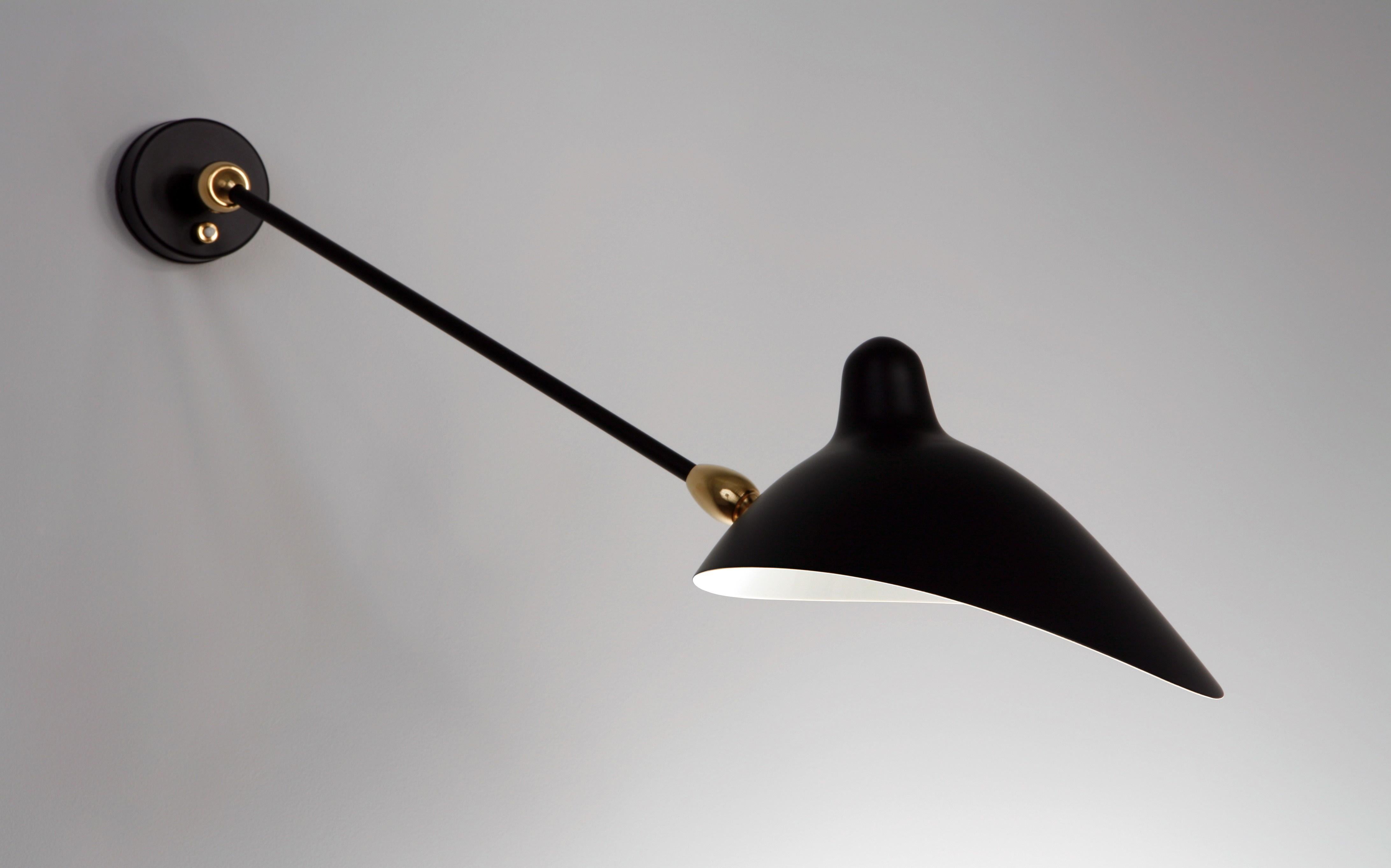 French Serge Mouille - Sconce with 1 Arm/Double Swivel in Black For Sale