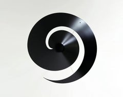 Serge Mouille - Medium Snail Ceiling Lamp in Black or White