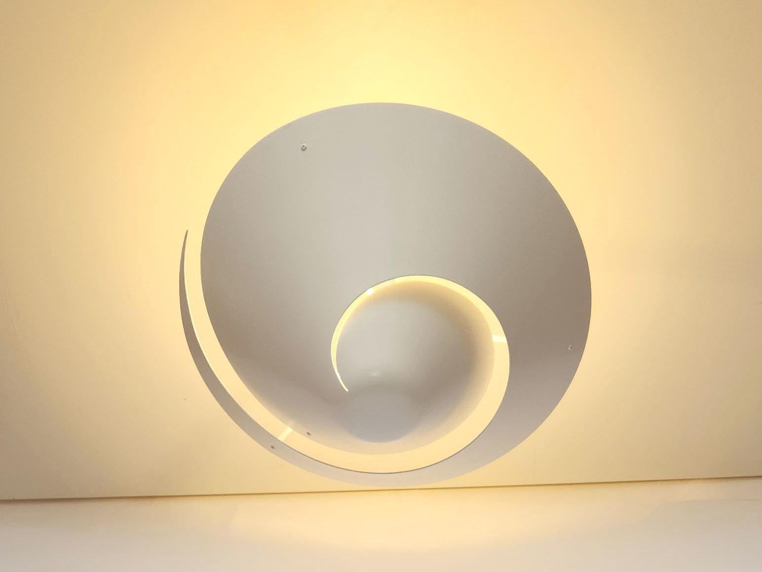 French Serge Mouille - Small Snail Ceiling Lamp in White For Sale