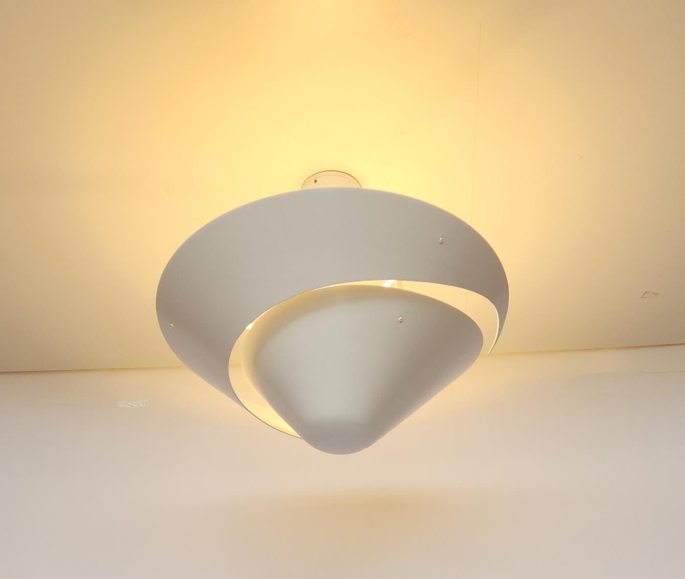 Serge Mouille - Small Snail Ceiling Lamp in White - IN STOCK! In New Condition For Sale In Stratford, CT