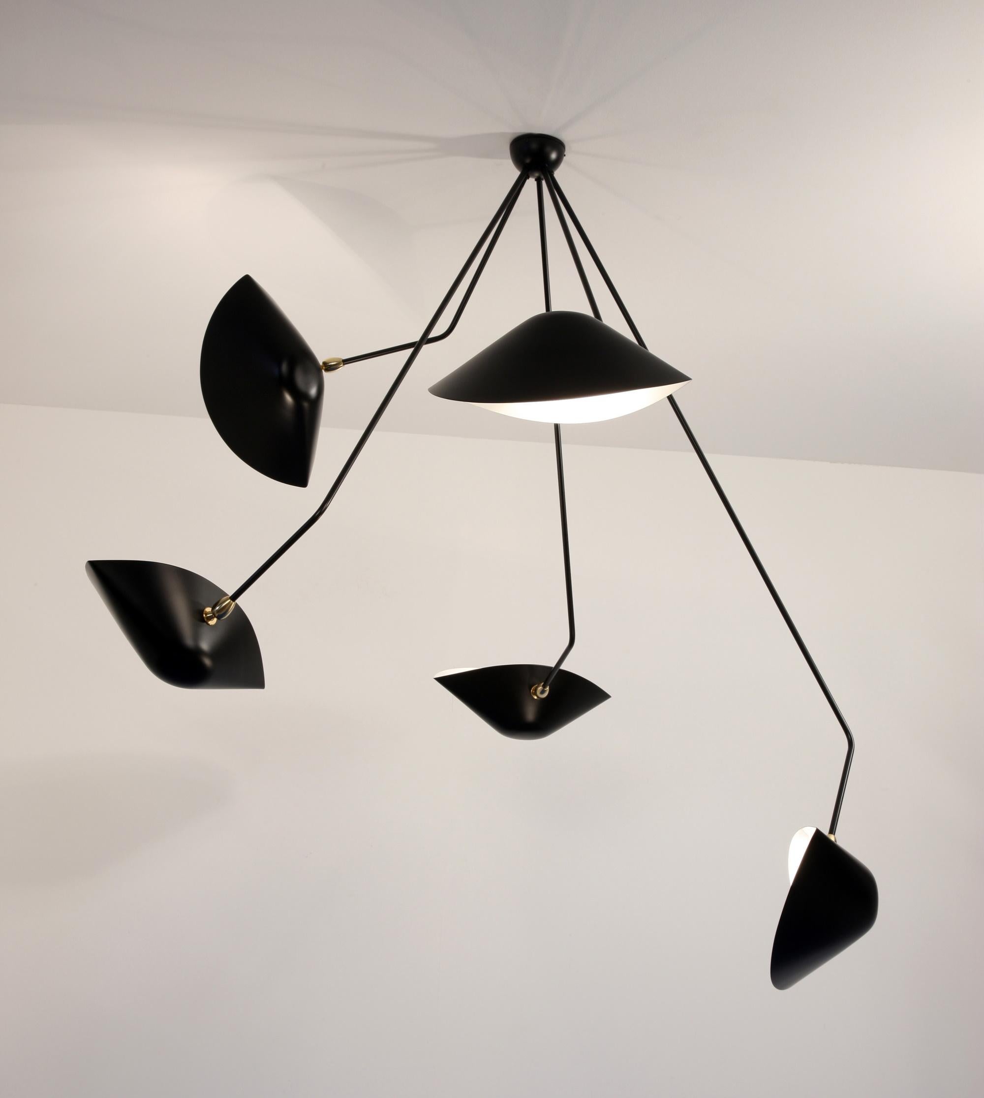 Mid-Century moderno Serge Mouille - Lampada da soffitto Spider a 5 bracci cadenti in nero, altezza 47