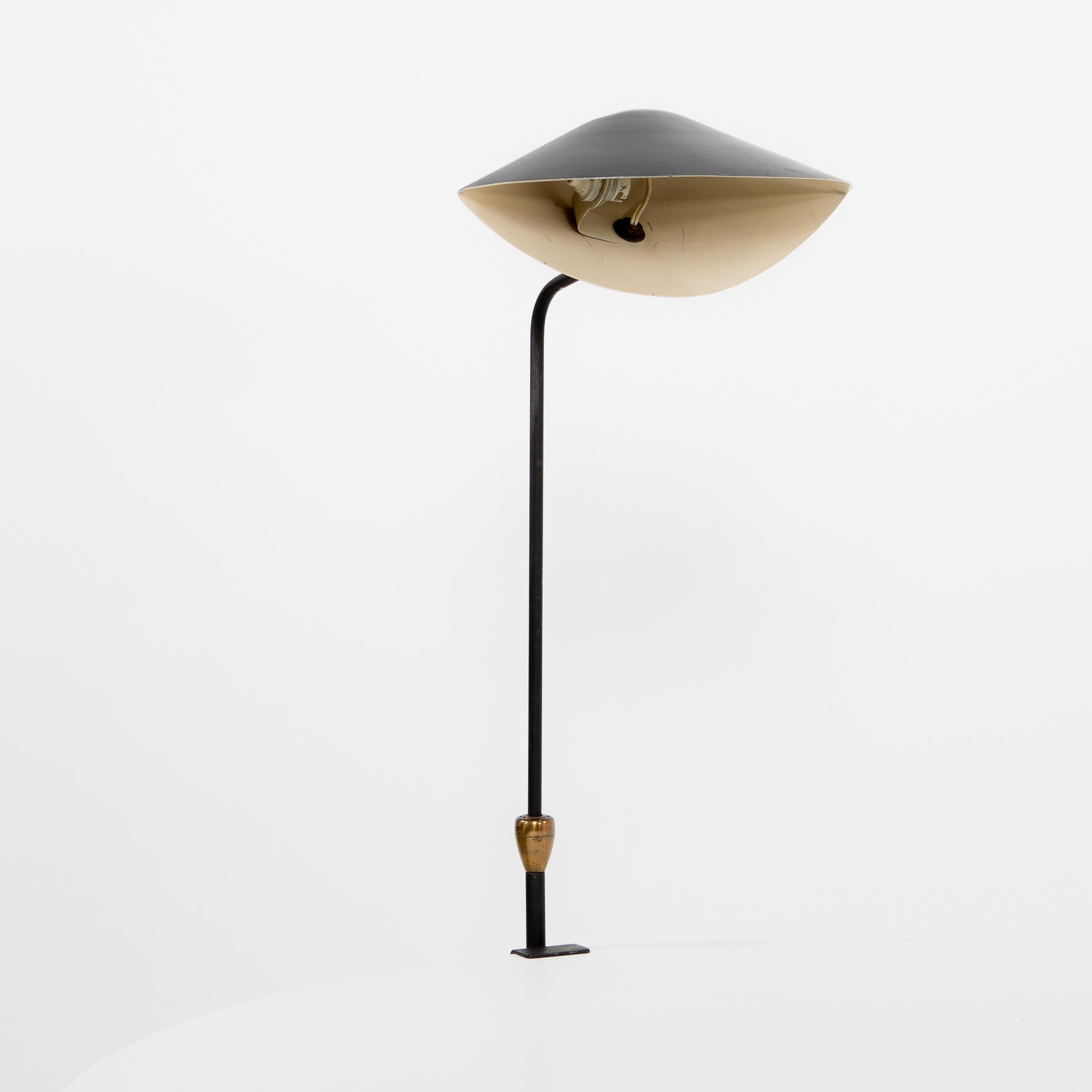Mid-Century Modern Serge Mouille, Table Lamp Agrafée Deux Rotules, France, 1958 For Sale