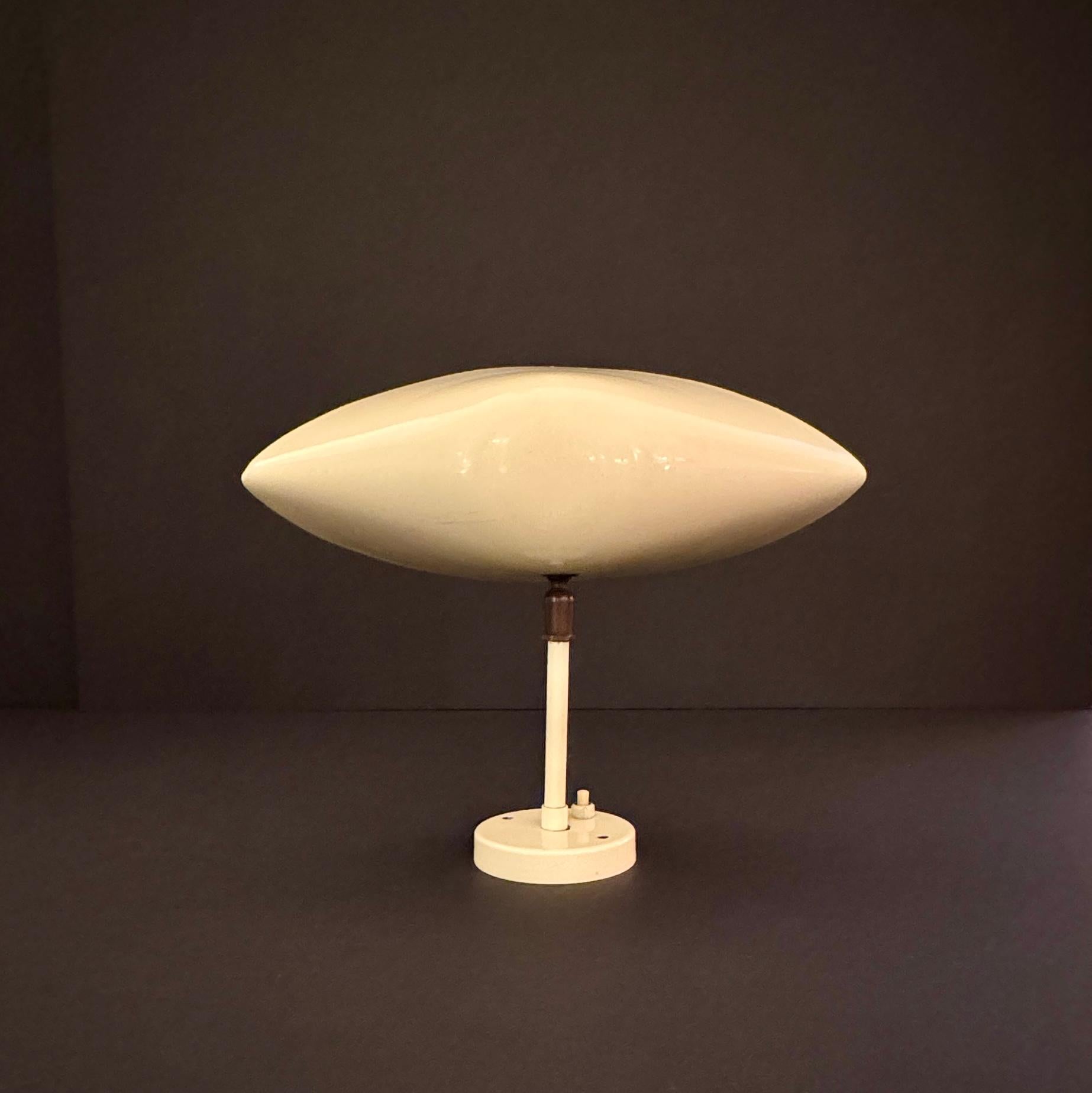 Serge Mouille Table Lamp In Good Condition For Sale In New York, NY