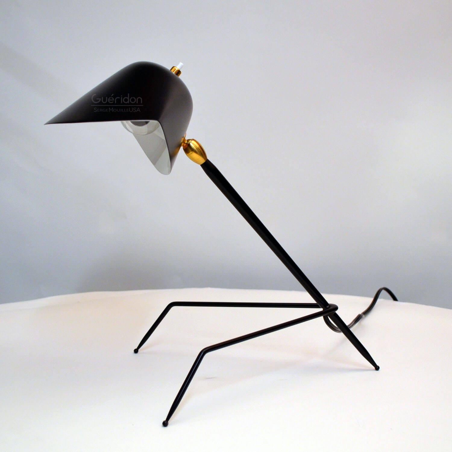 Serge Mouille - Tripod Desk Lamp In New Condition For Sale In Stratford, CT