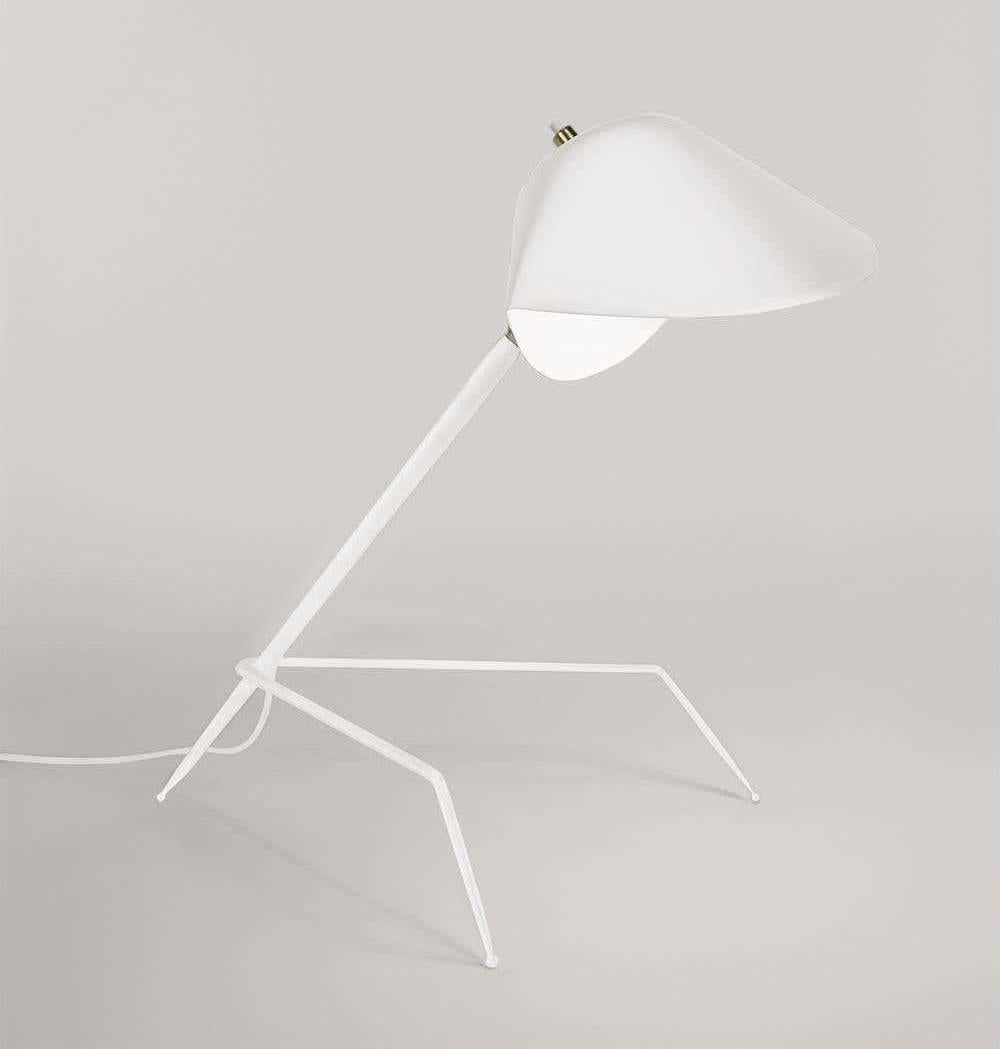 Mid-Century Modern Serge Mouille - Tripod Desk Lamp in White or Black For Sale